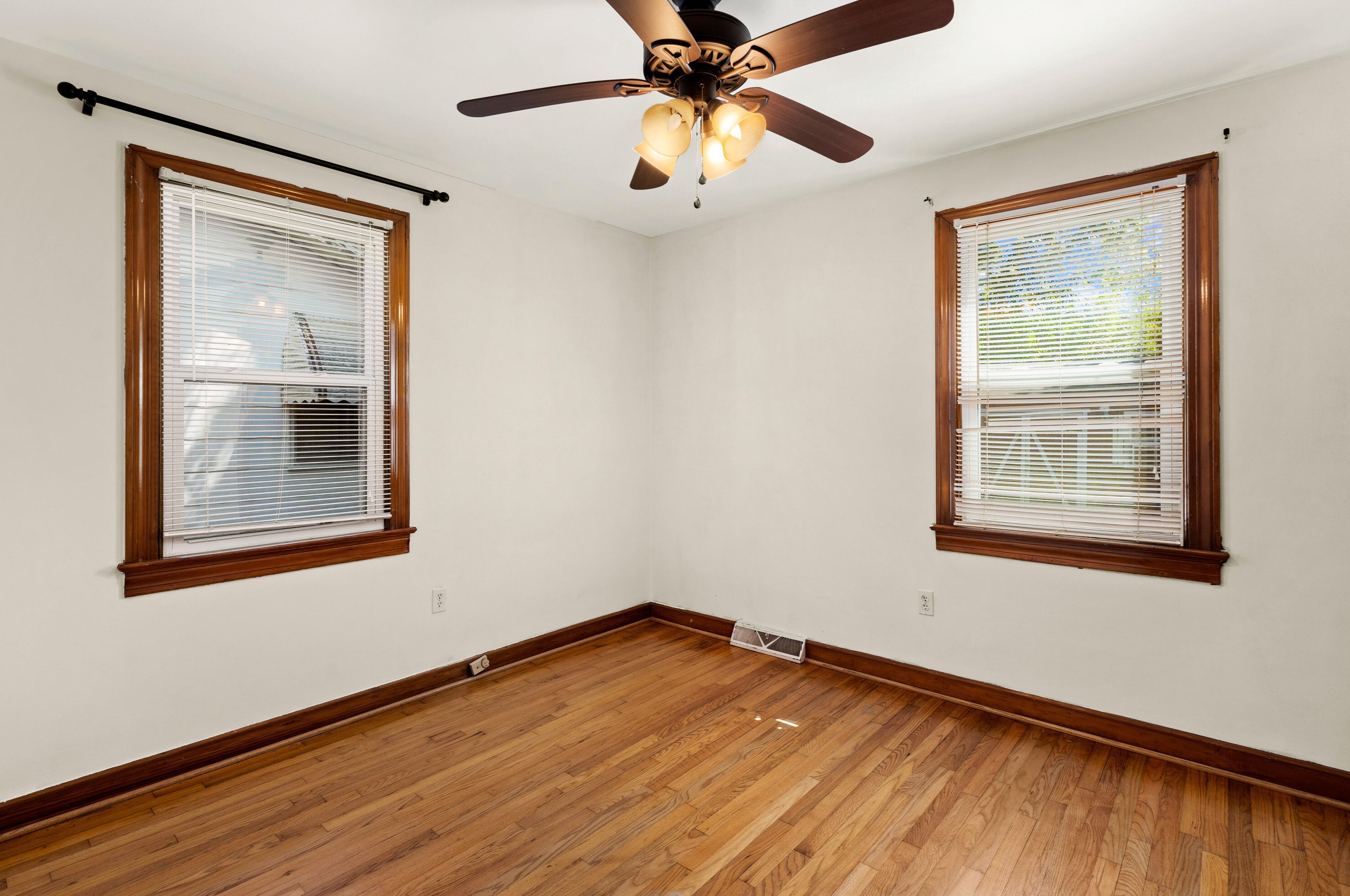 5014 Converse St, Charleston SC exterior