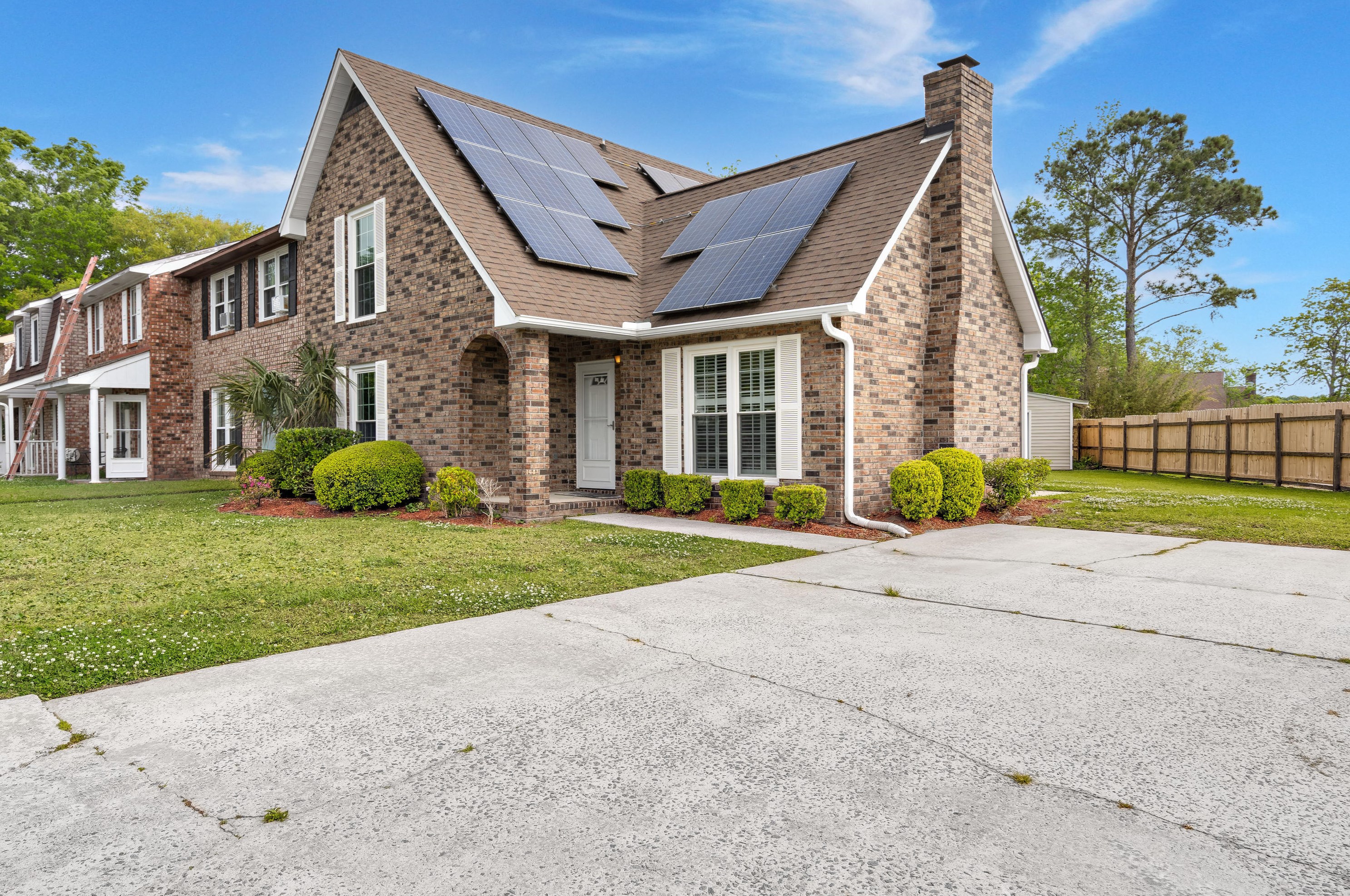 4340 Briarstone Ct, Charleston, SC 29418-5407