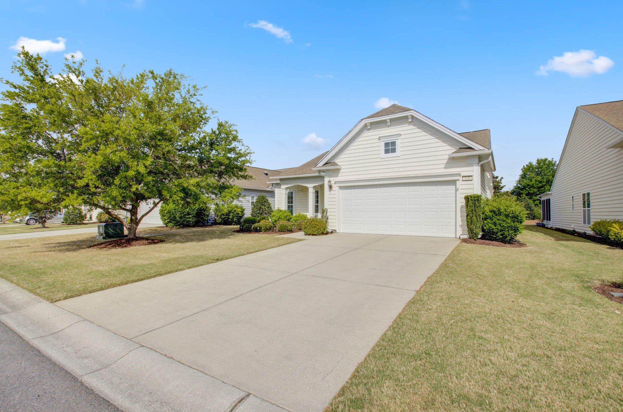 350 Oyster Bay Dr, Summerville, SC 29486