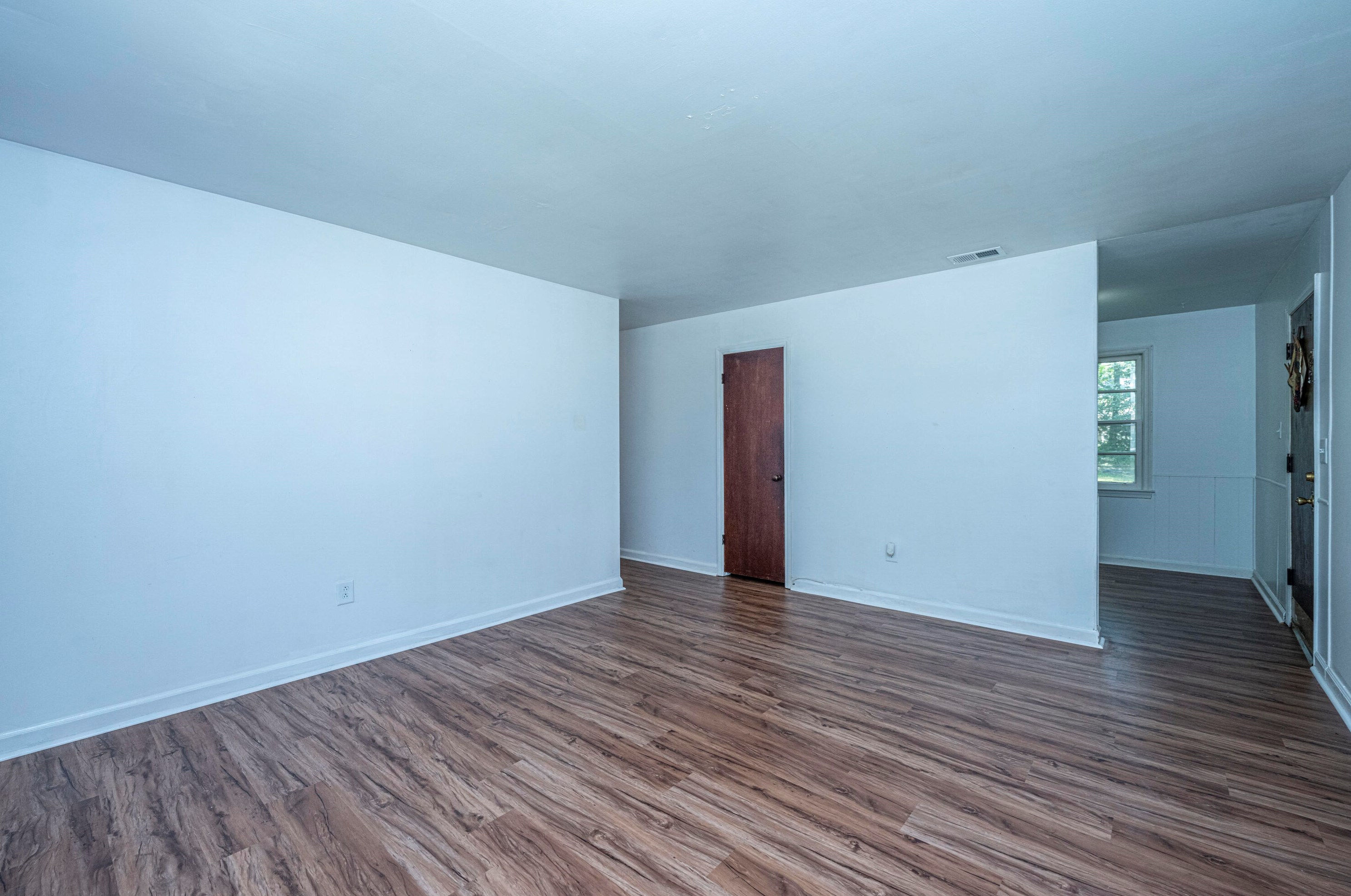 2634 Leeds Ave, Charleston, SC 29405-6817
