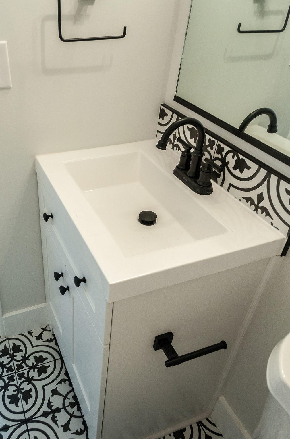 3645 Azalea Dr, Charleston SC  29405-7631 exterior