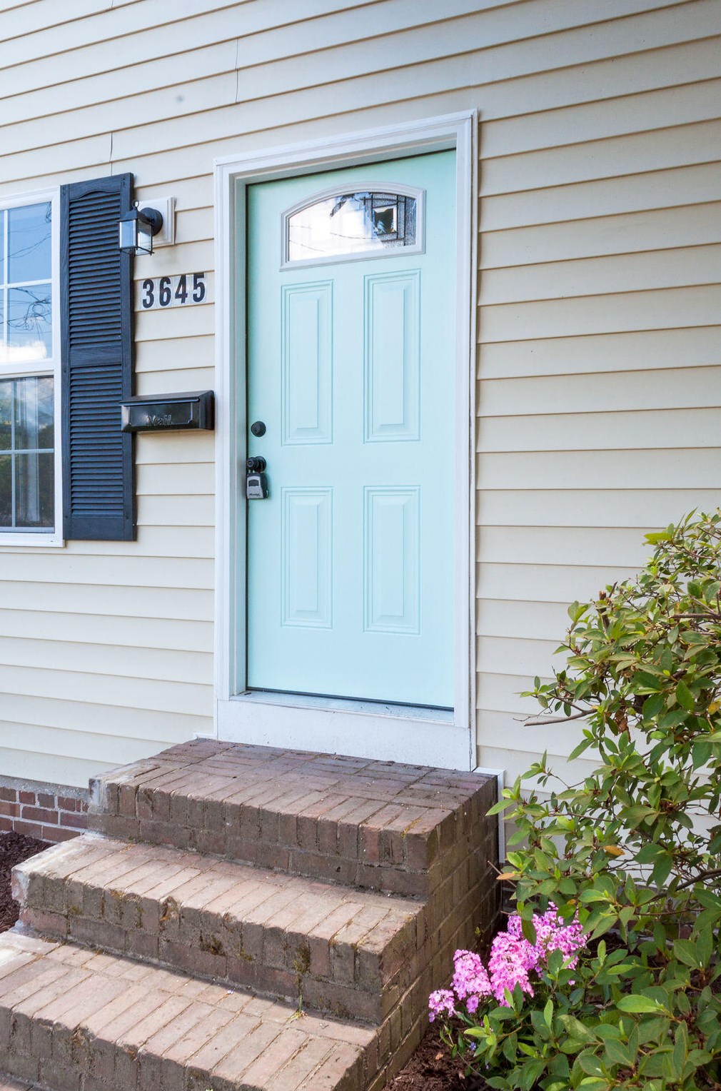 3645 Azalea Dr, Charleston SC  29405-7631 exterior