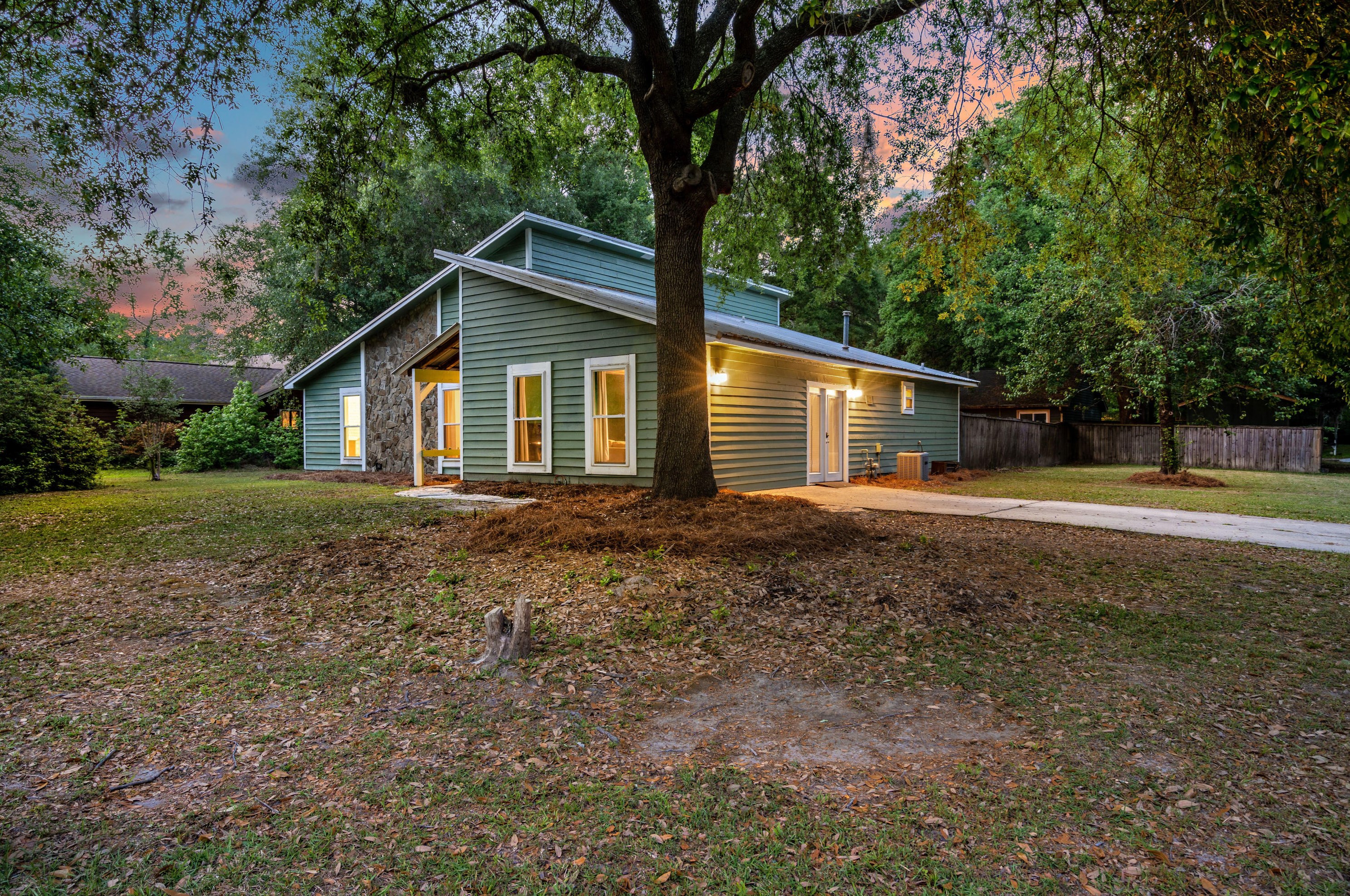 2726 Jobee Dr, Charleston, SC 29414-6514