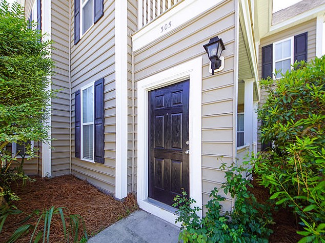305 Peters Creek Dr, Summerville, SC 29483-5341