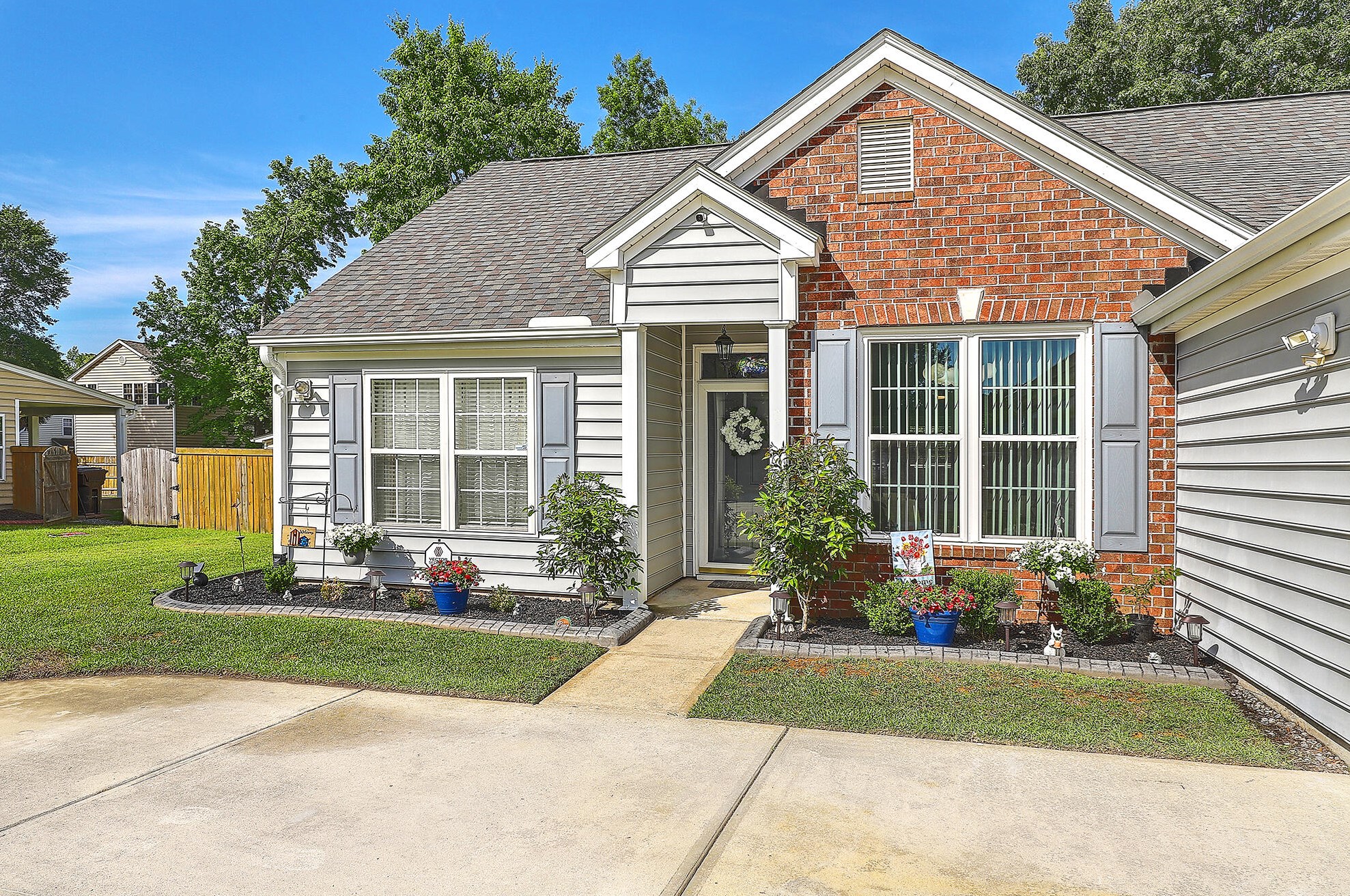 119 Irish Oak Dr, Charleston, SC 29445-7273
