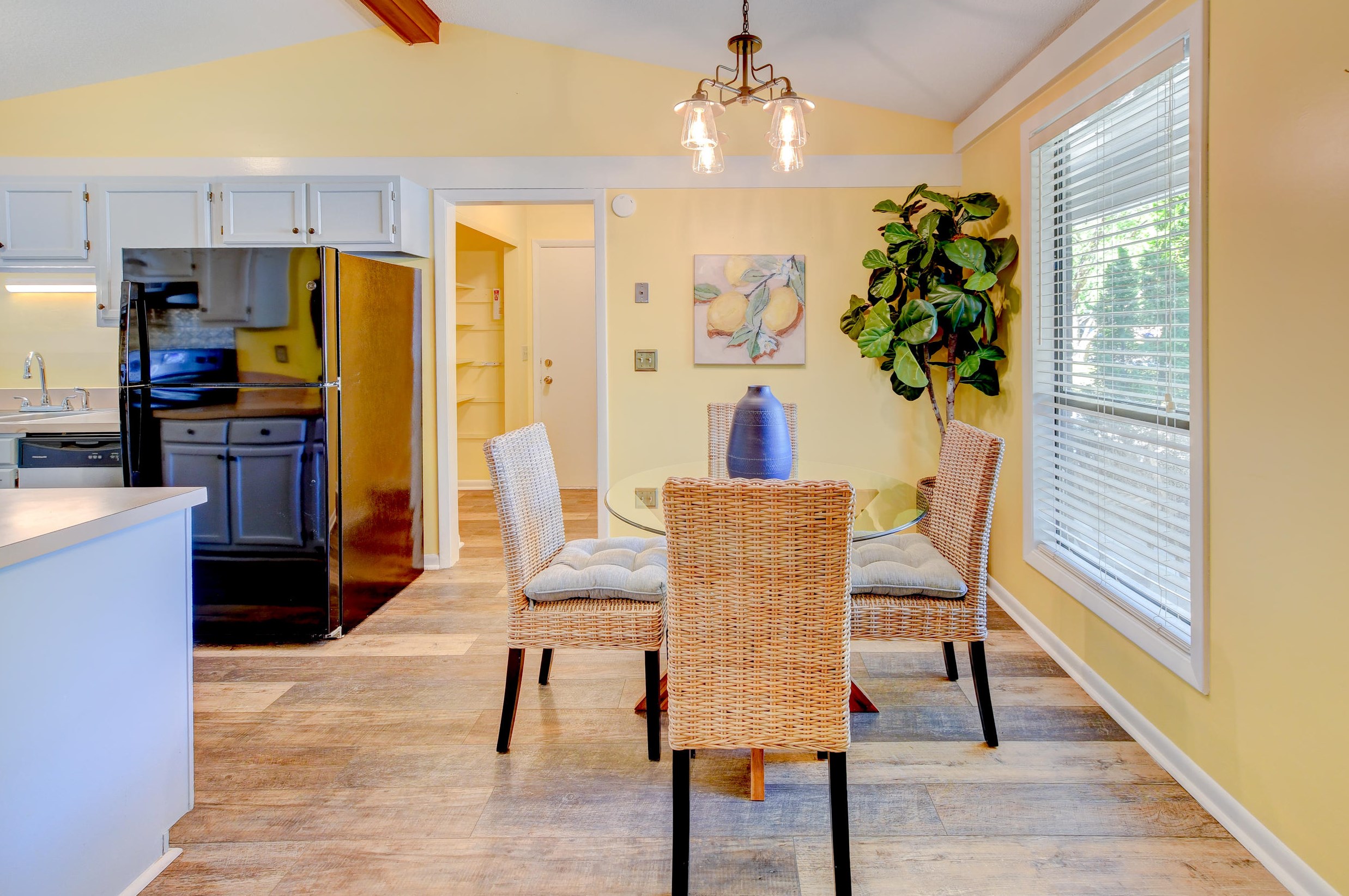 1606 Cullowhee Cir, Mount Pleasant, SC 29464-9748