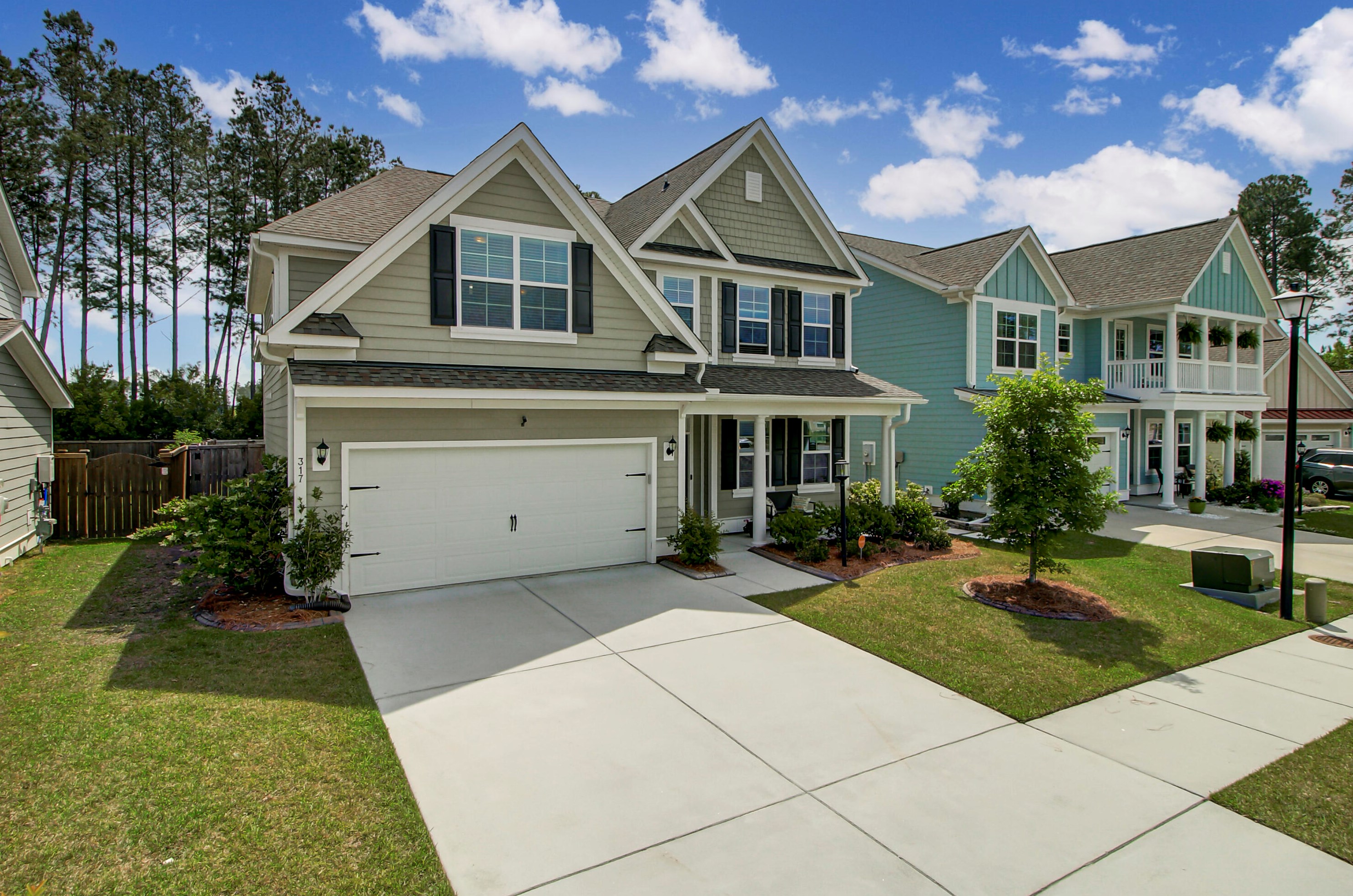 317 Whispering Breeze Ln, Summerville, SC 29486-8276