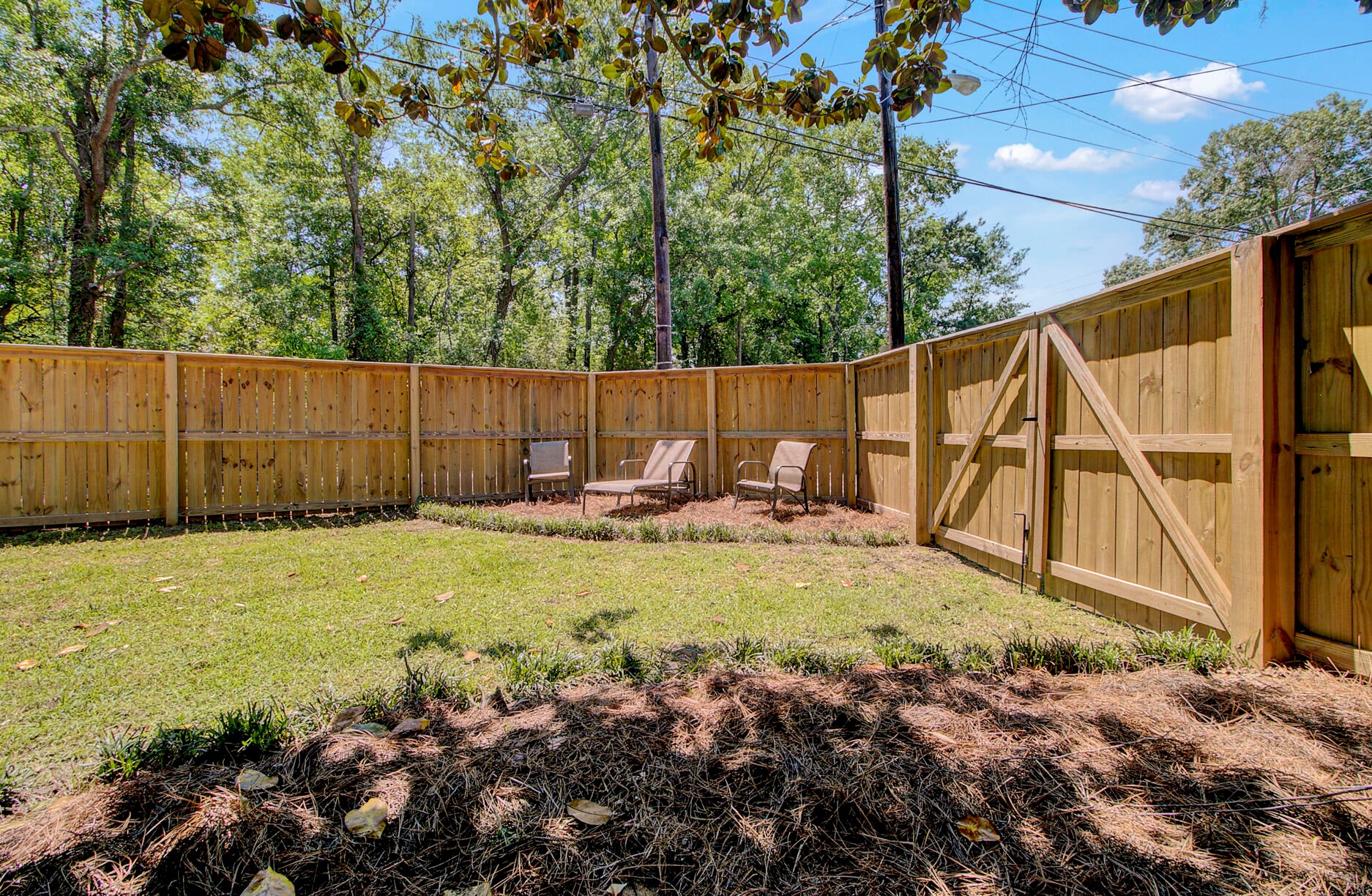 1706 Avalon Cir, Charleston SC  29407-3614 exterior