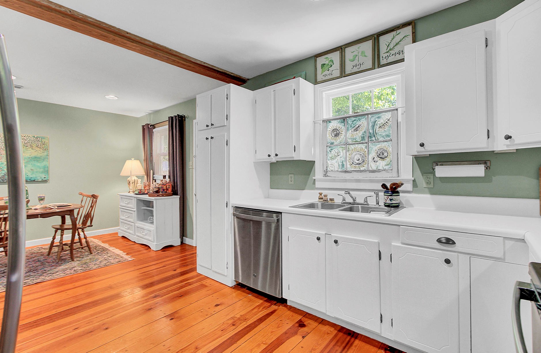 1706 Avalon Cir, Charleston SC  29407-3614 exterior