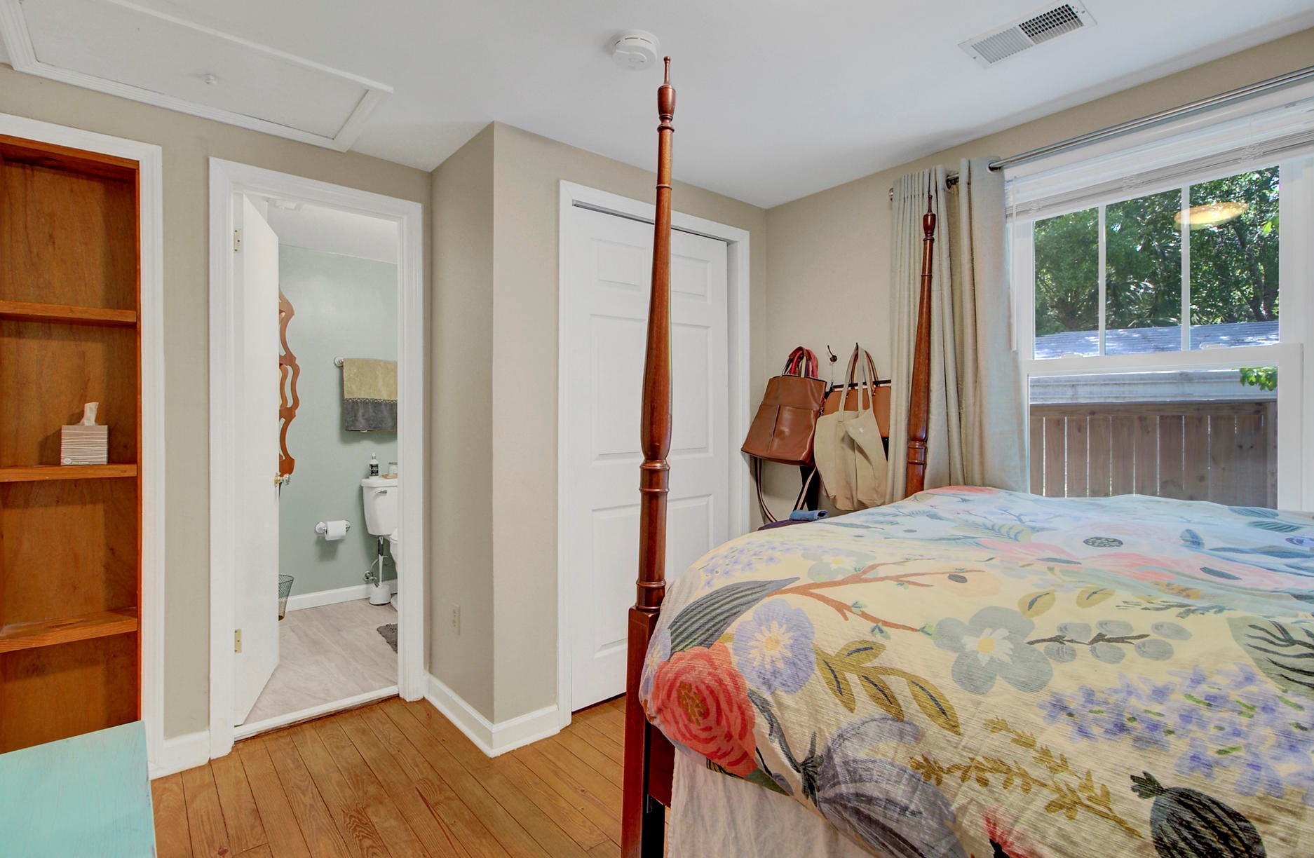 1706 Avalon Cir, Charleston SC  29407-3614 exterior