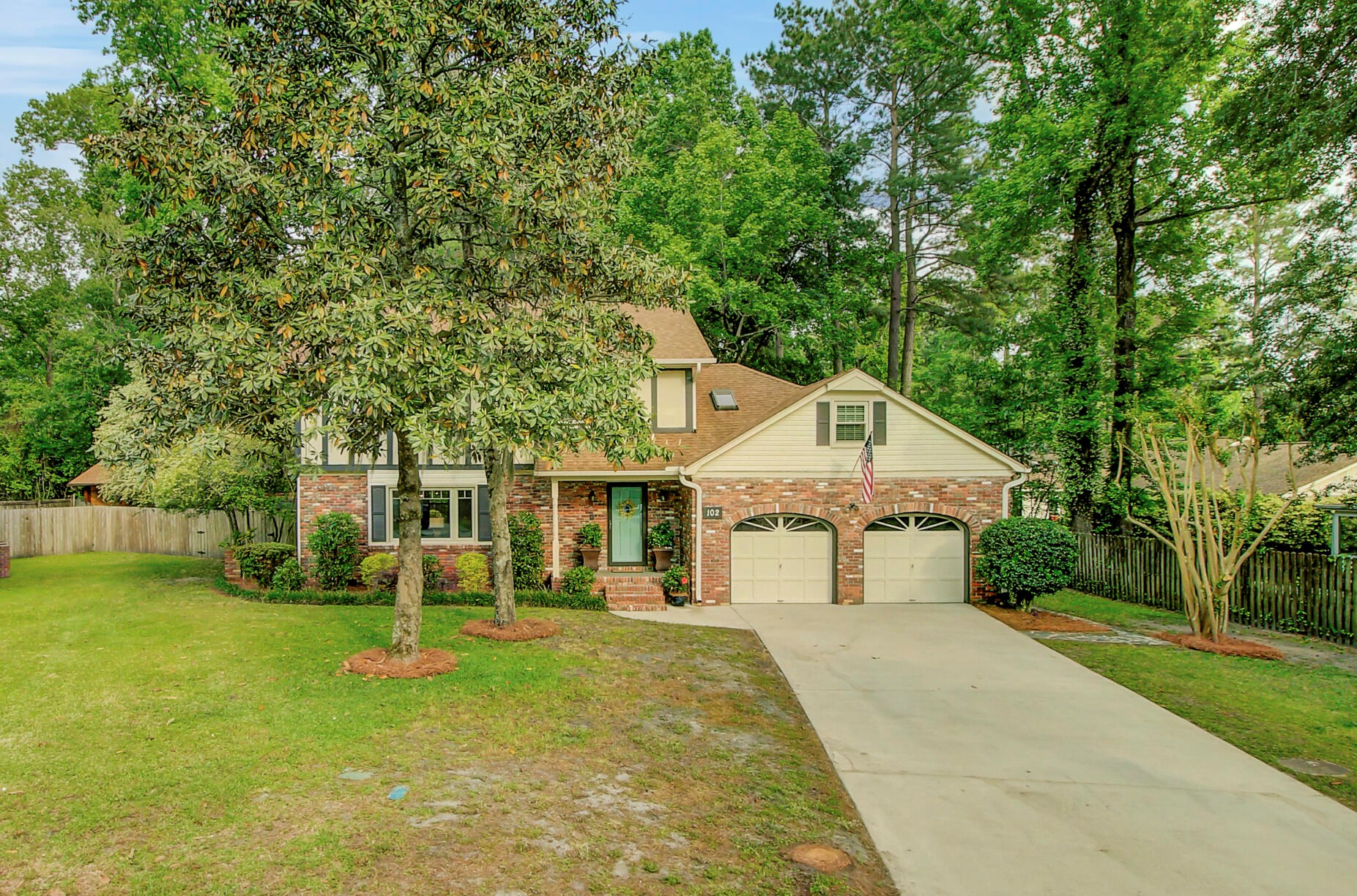 102 Caralana Cir, Summerville, SC 29485-8330