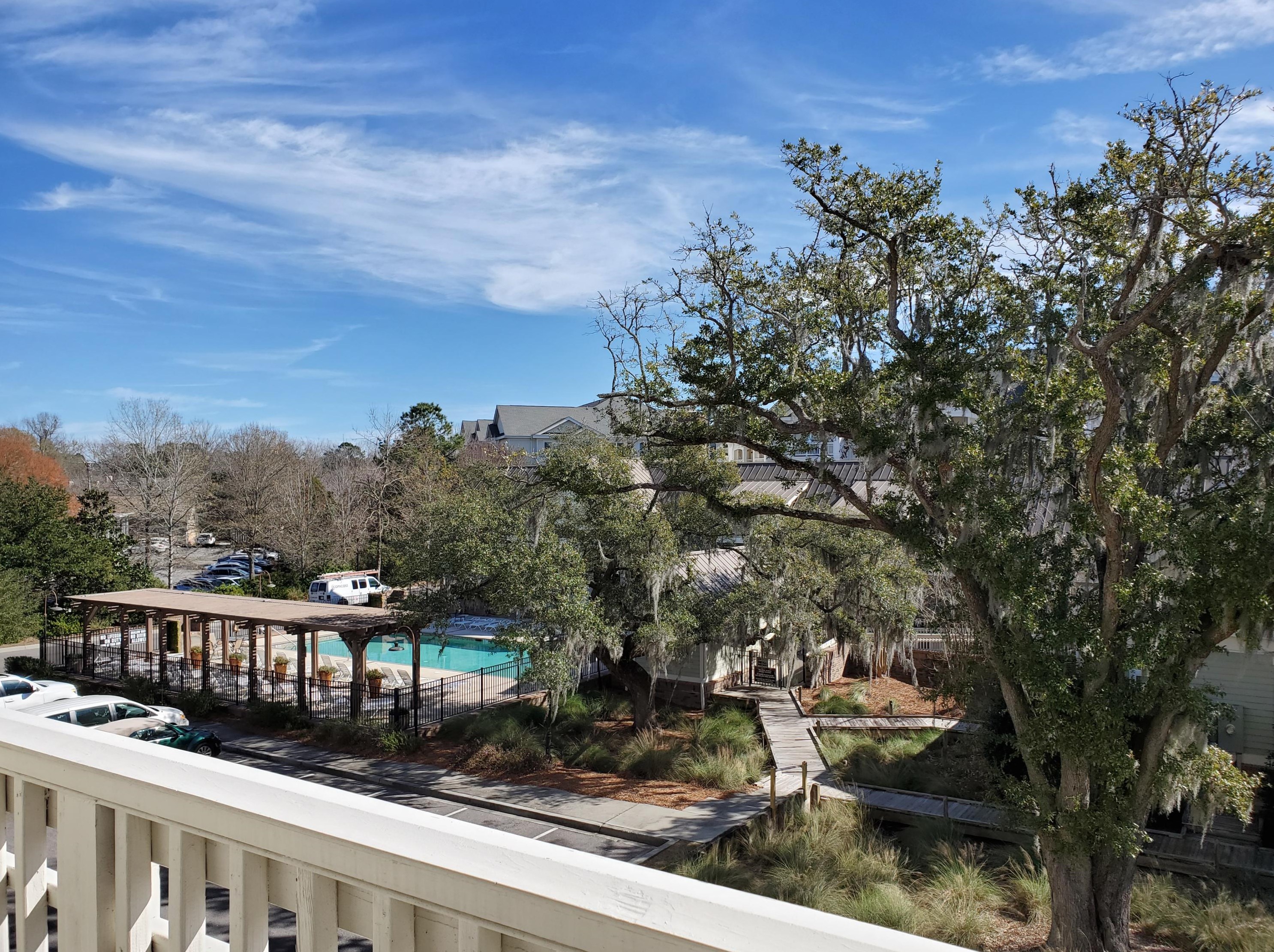 2244 Ashley Crossing Dr, Charleston SC  29414-5700 exterior