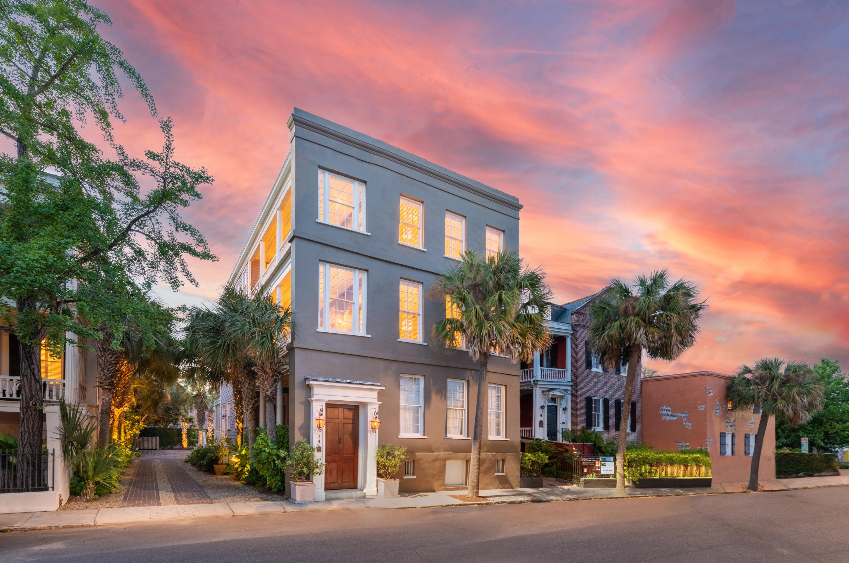 34 Society St, Charleston, SC 29401-1608