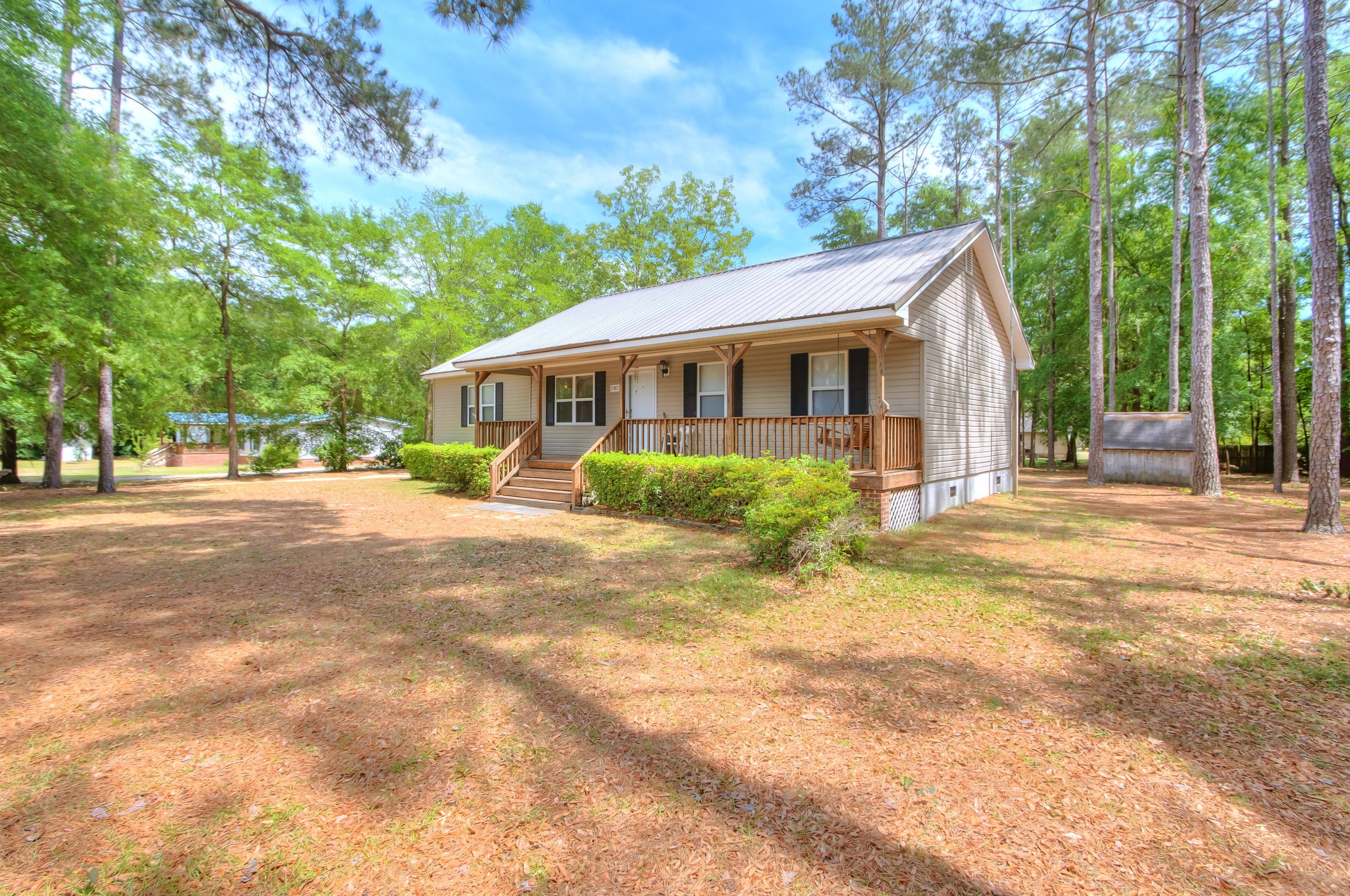 1587 Princes Trace Cir, St Paul, SC 29148