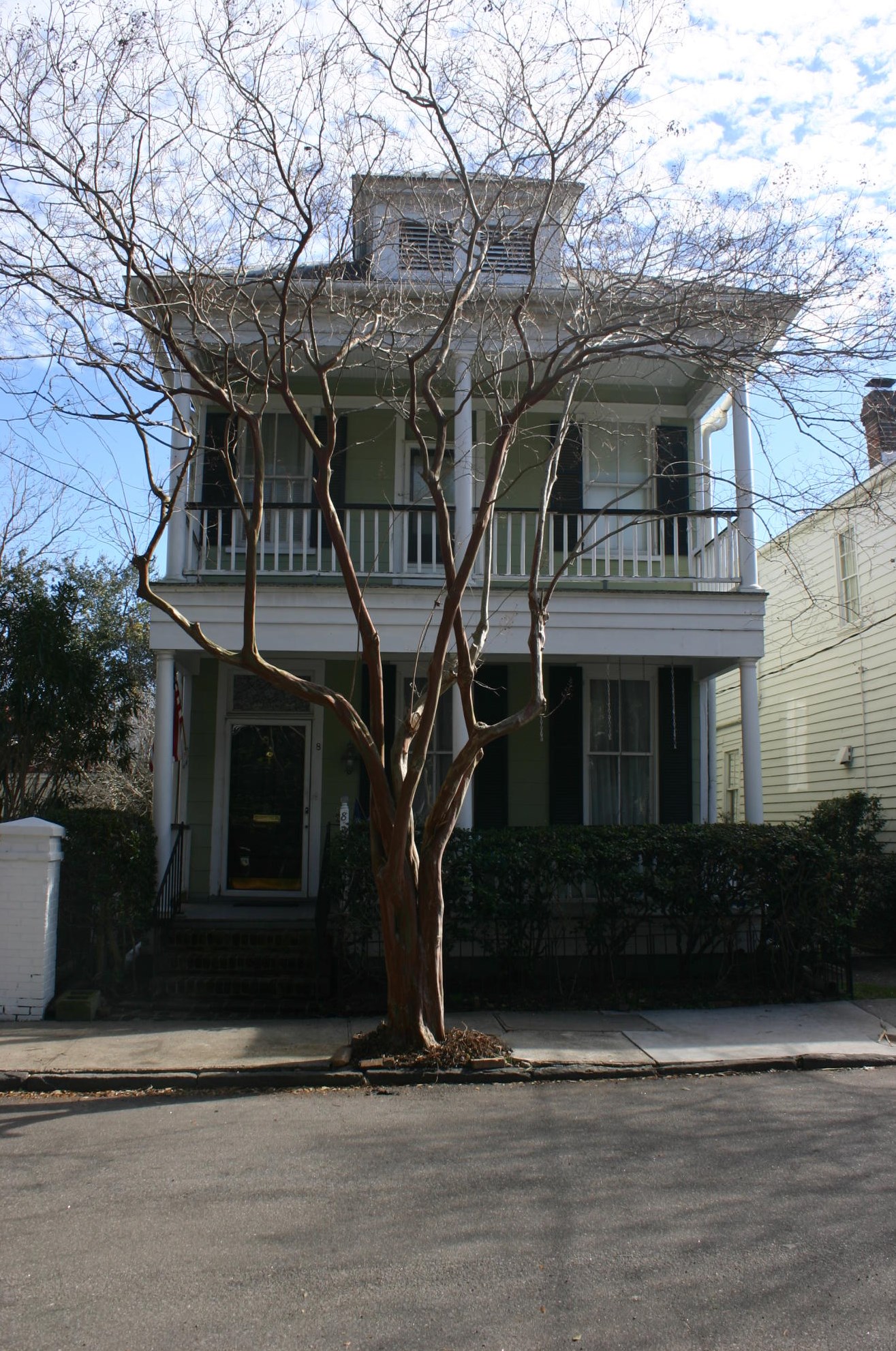 8 Savage St, Charleston, SC 29401-2410