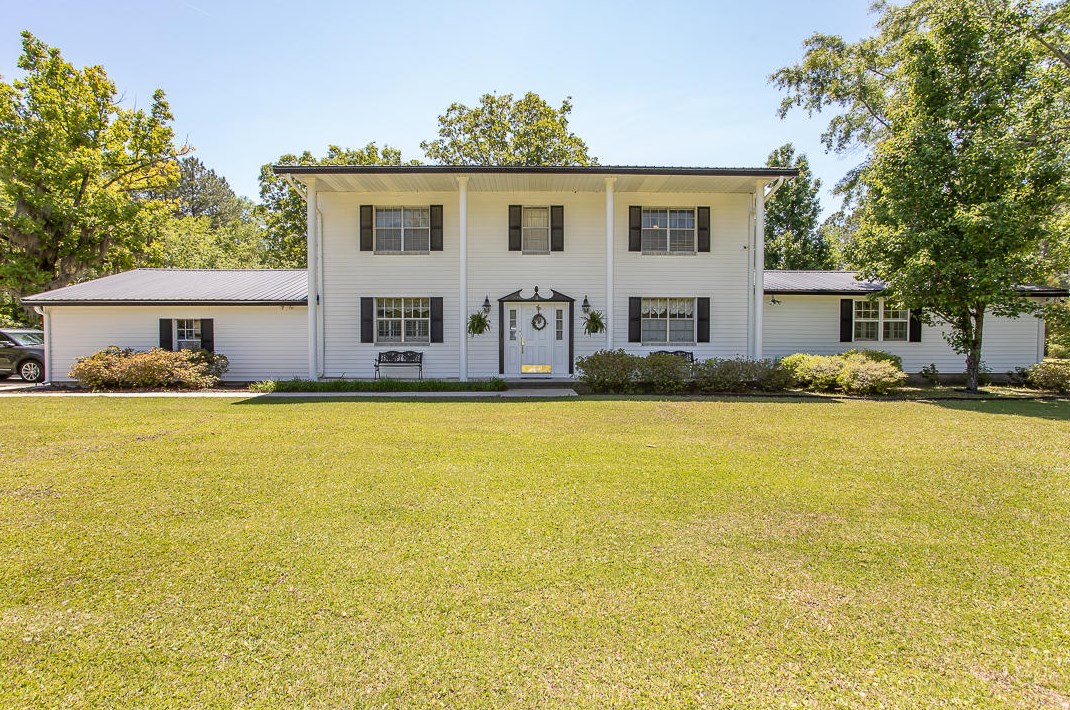 1469 Schurlknight Rd, Alvin, SC 29479