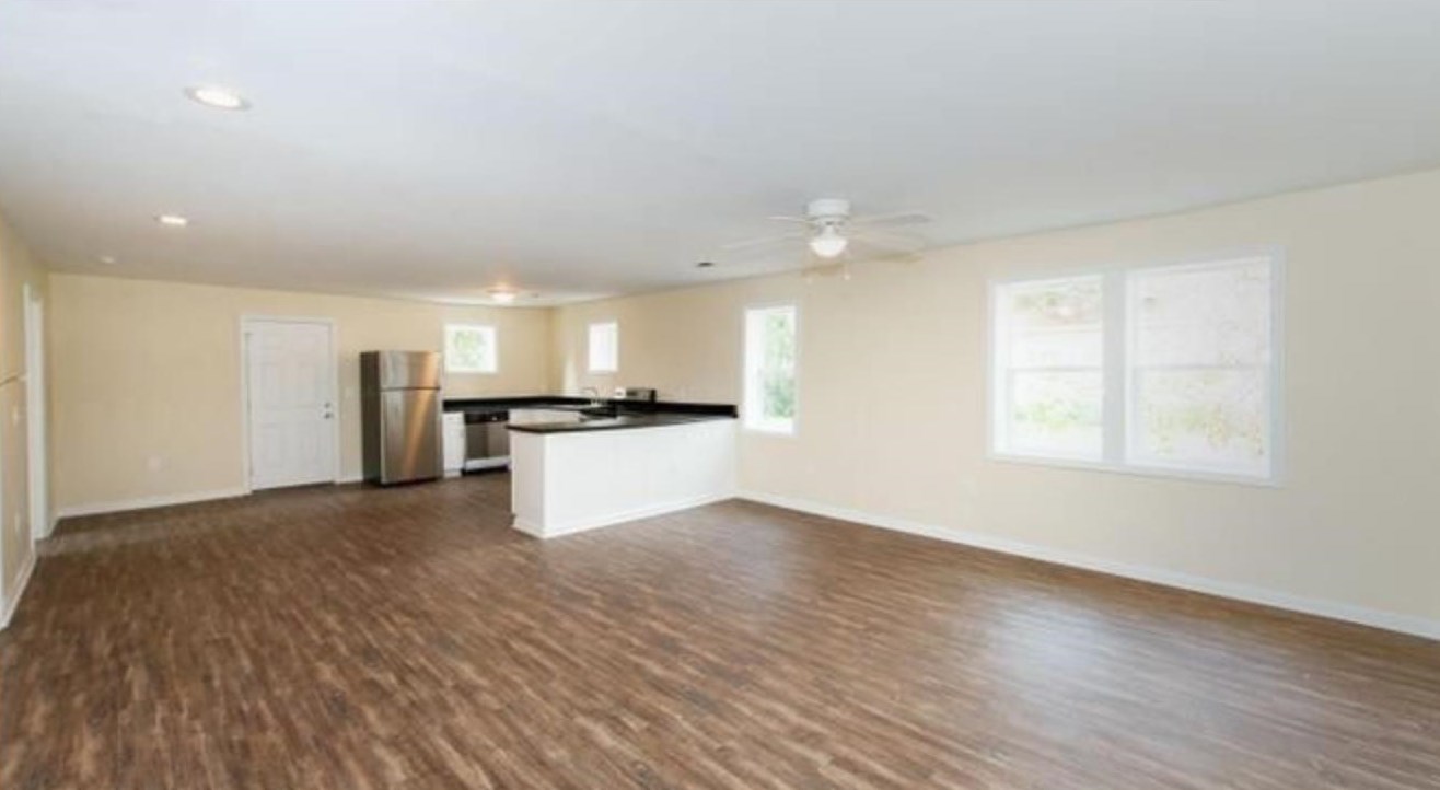 1849 Doscher Ave, Charleston, SC 29405-9379