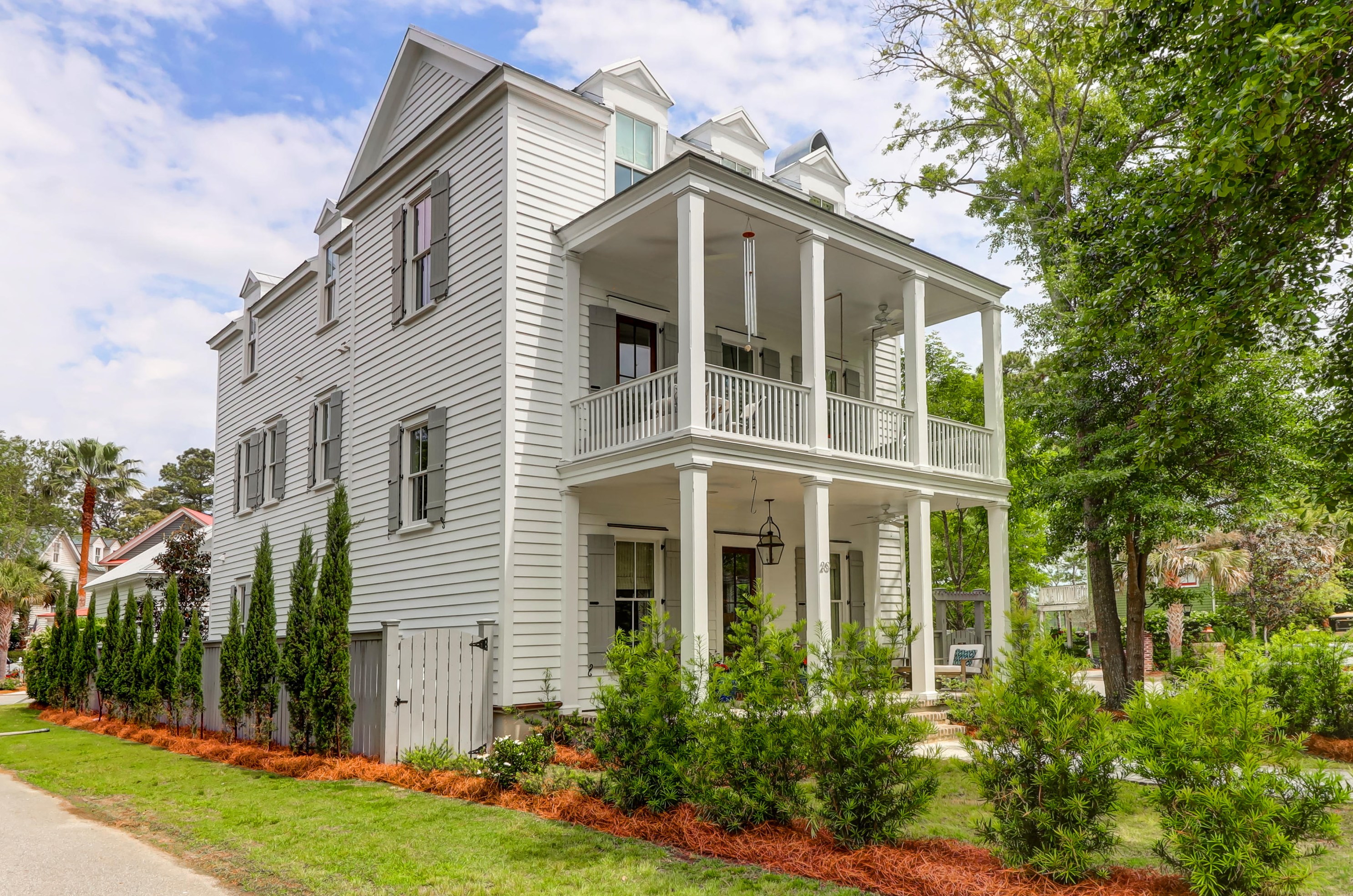 20 Hopetown Rd, Mount Pleasant, SC 29464-6661