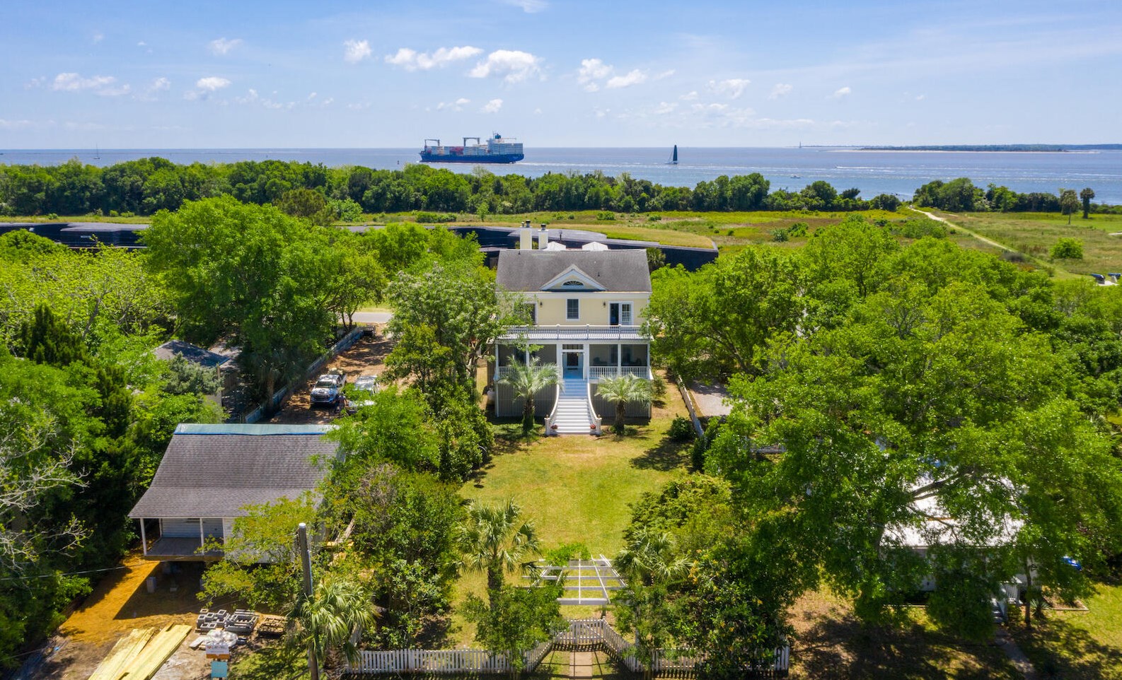 1318 Poe Ave, Sullivans Island, SC 29482
