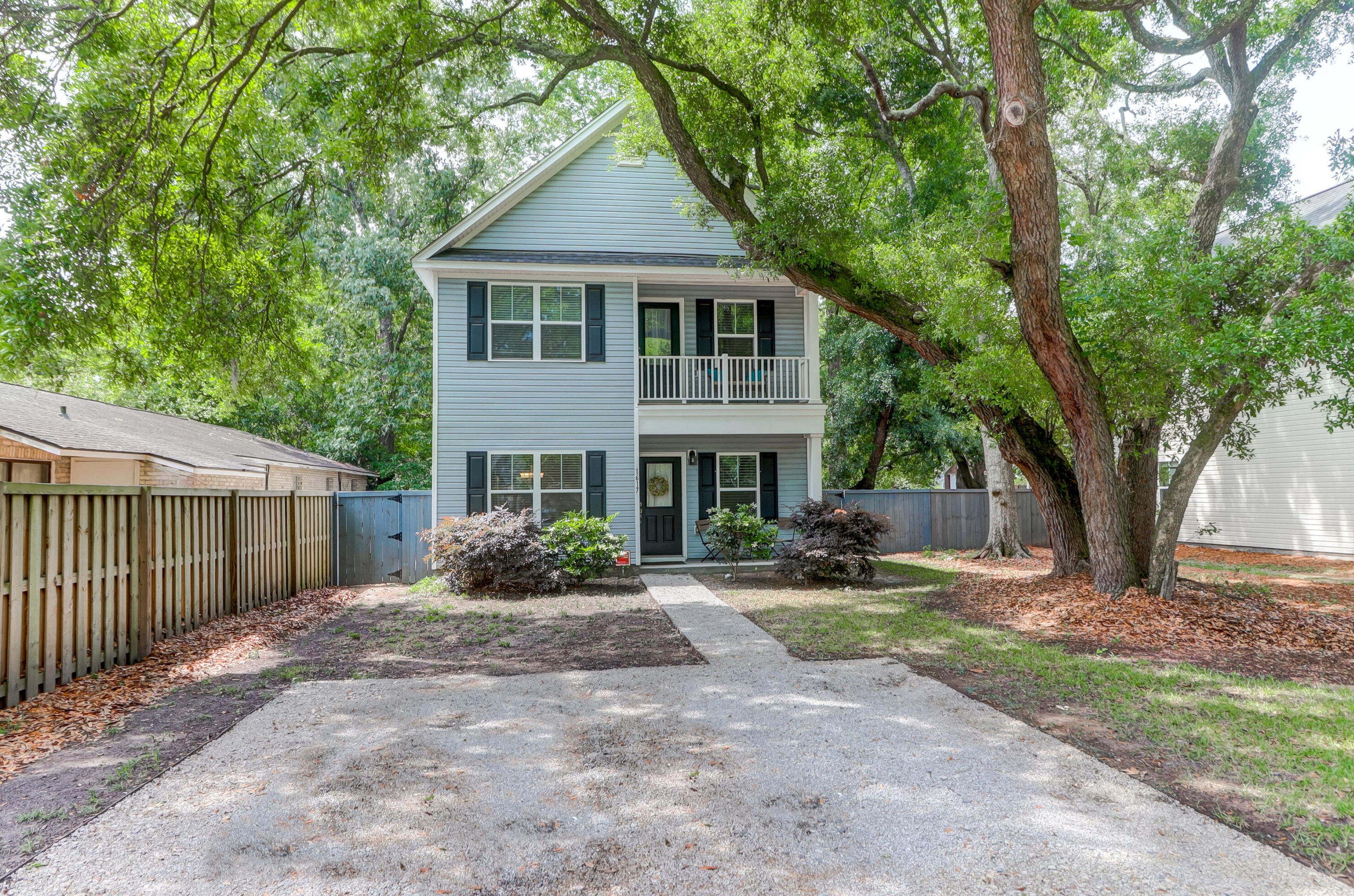 1617 Jessamine Rd, Charleston, SC 29407-5214