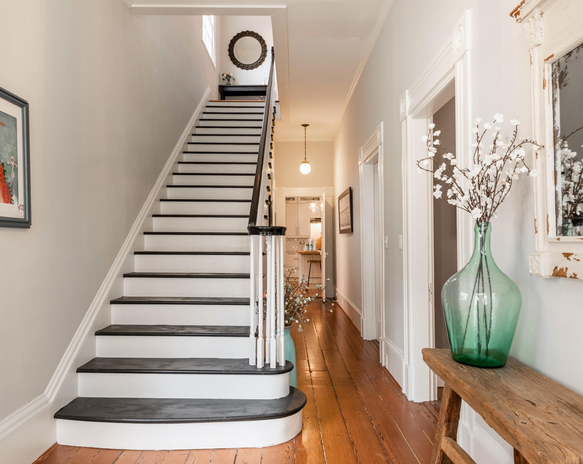 8 Gadsden St, Charleston SC 29401-1205 exterior