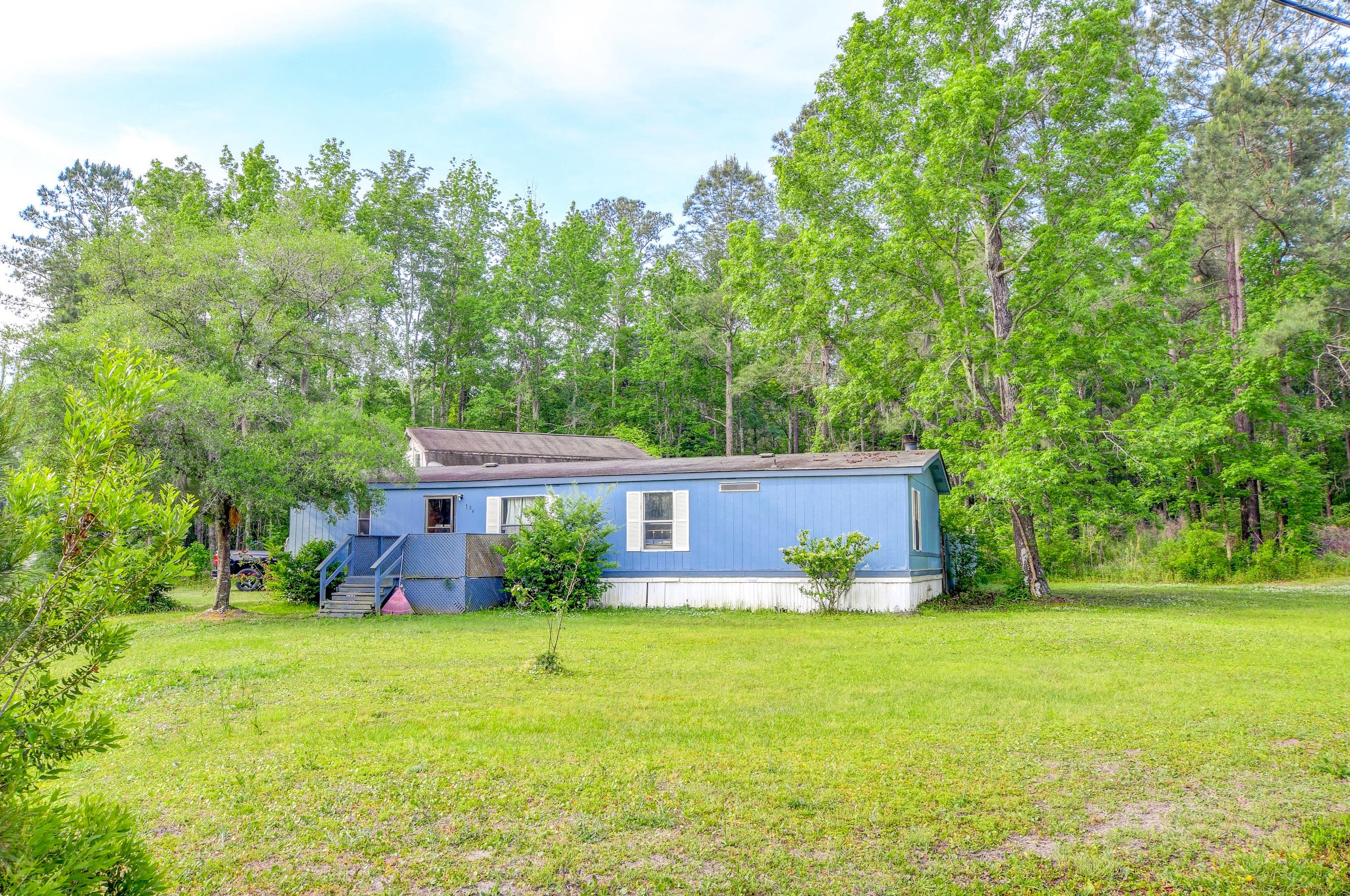 104 Picard Dr, Ladson, SC 29456