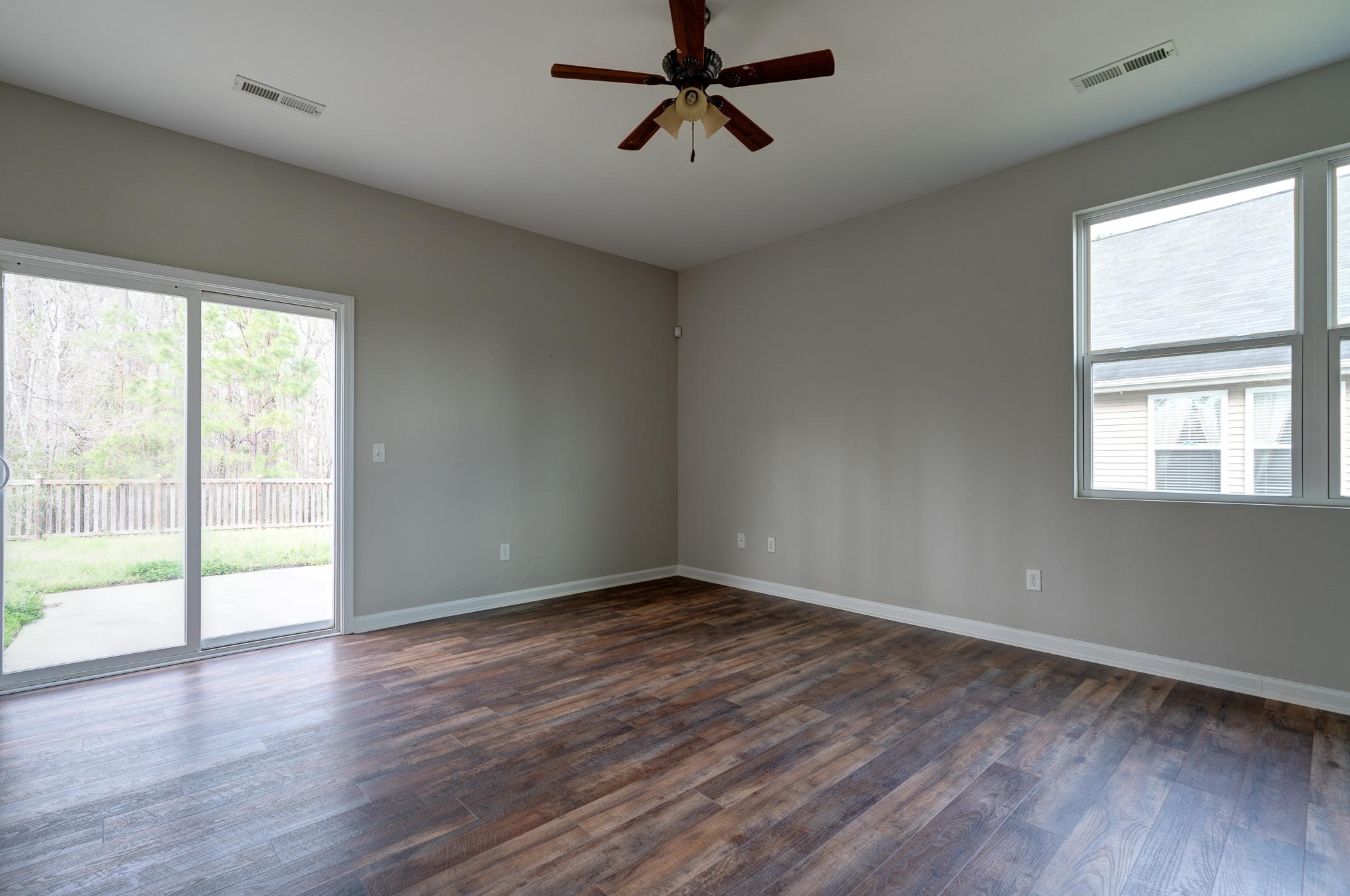 294 Clayburne Dr, Charleston, SC 29445