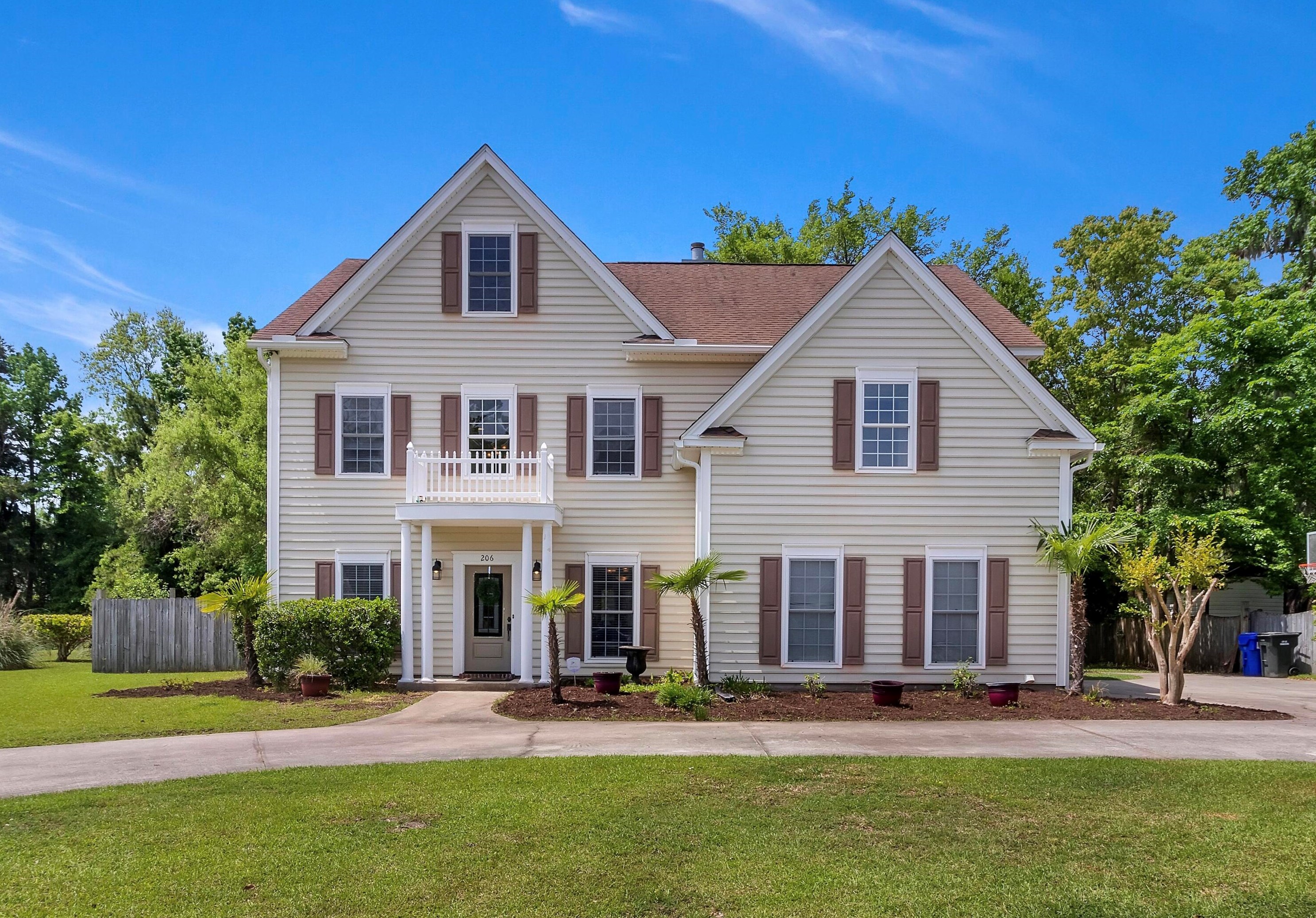 206 Shadowmoss Pkwy, Charleston, SC 29414-6872
