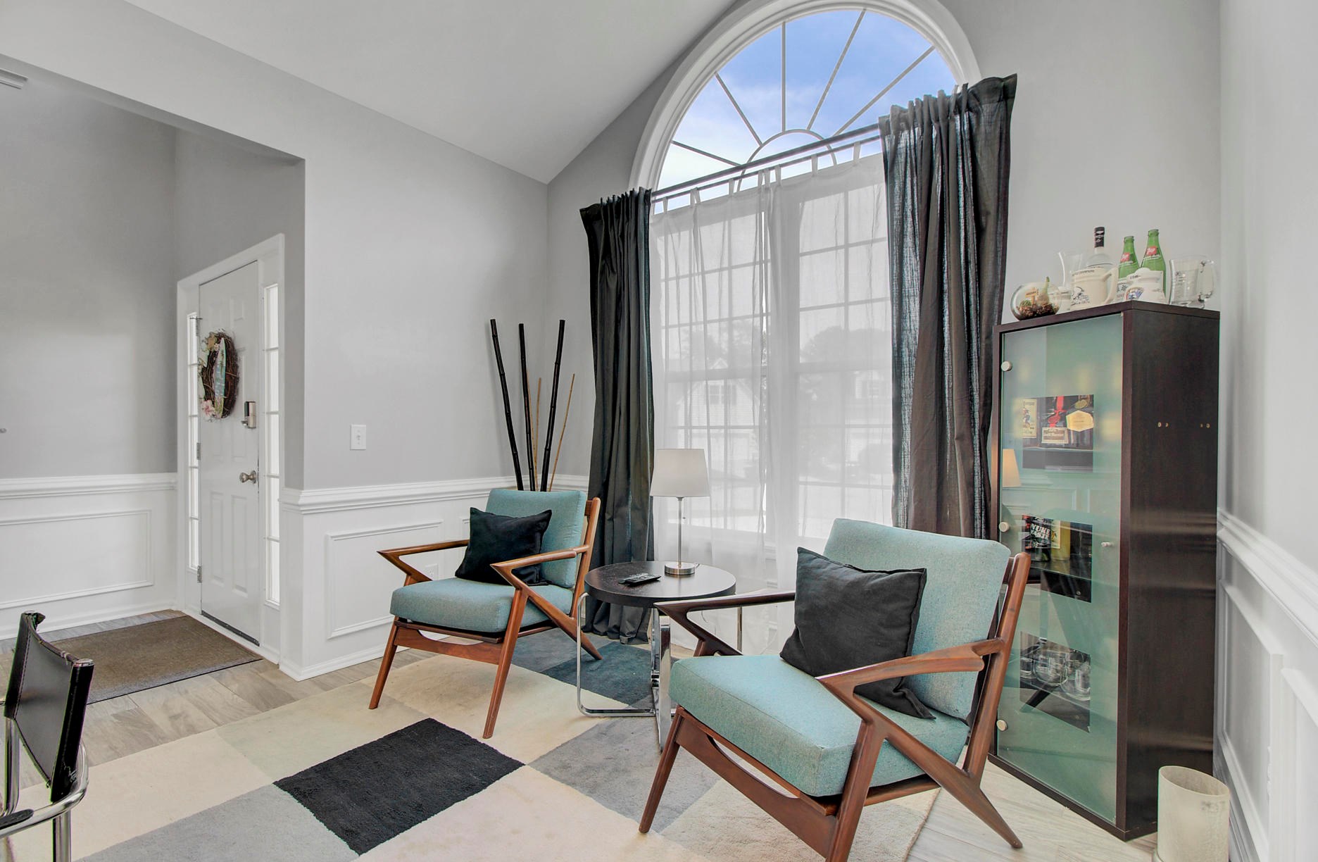 1064 Willoughby Ln, Mount Pleasant SC  29466-9038 exterior