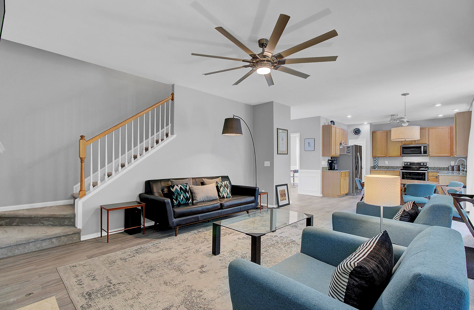 1064 Willoughby Ln, Mount Pleasant SC  29466-9038 exterior