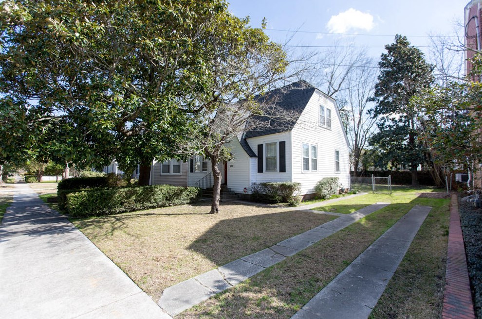 239 Gordon St, Charleston, SC 29403