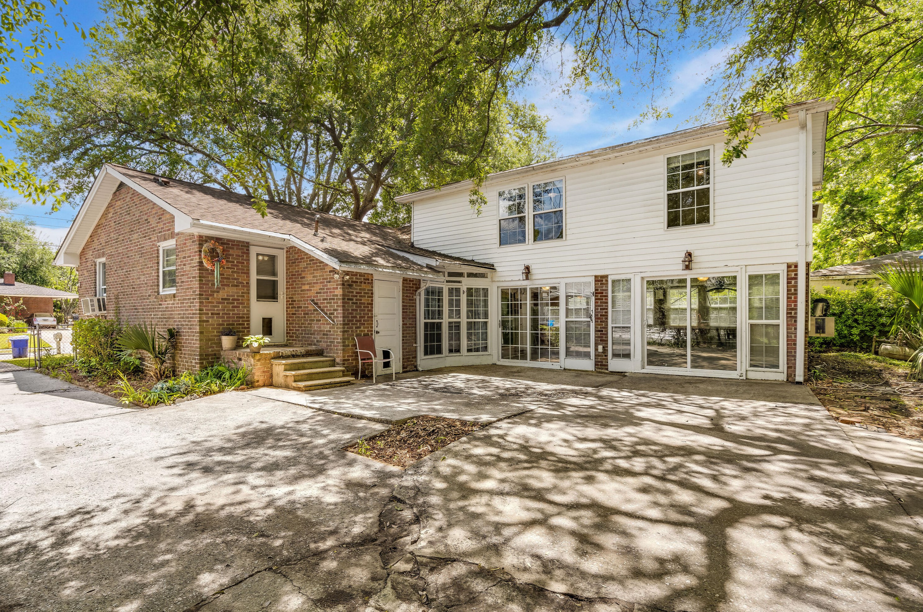 5117 Monterey St, Charleston SC  29405-4034 exterior
