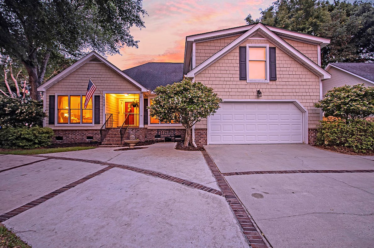 113 Oyster Point Row, Charleston, SC 29412-3632