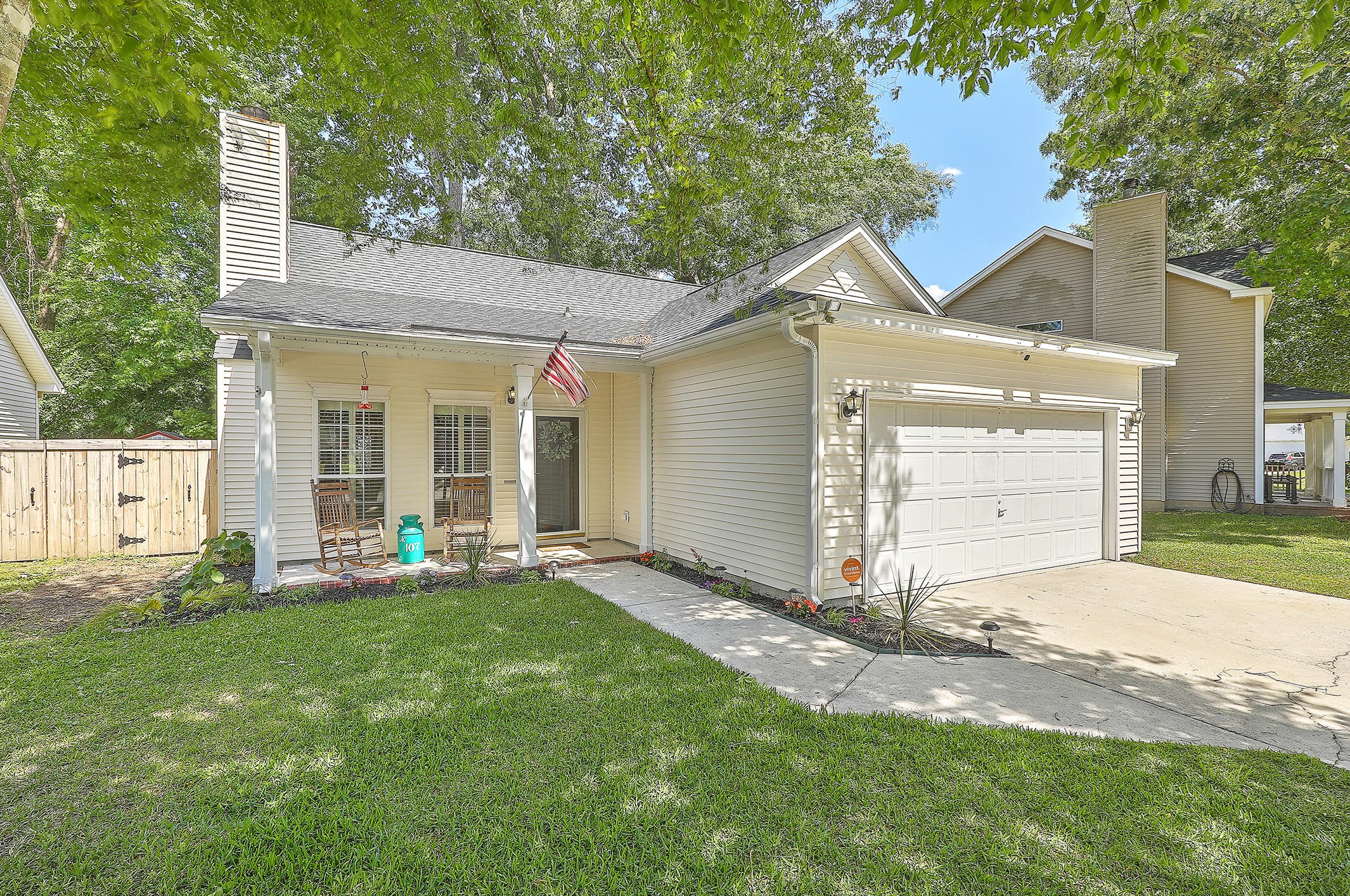 107 Landau Rd, Summerville, SC 29485-8397