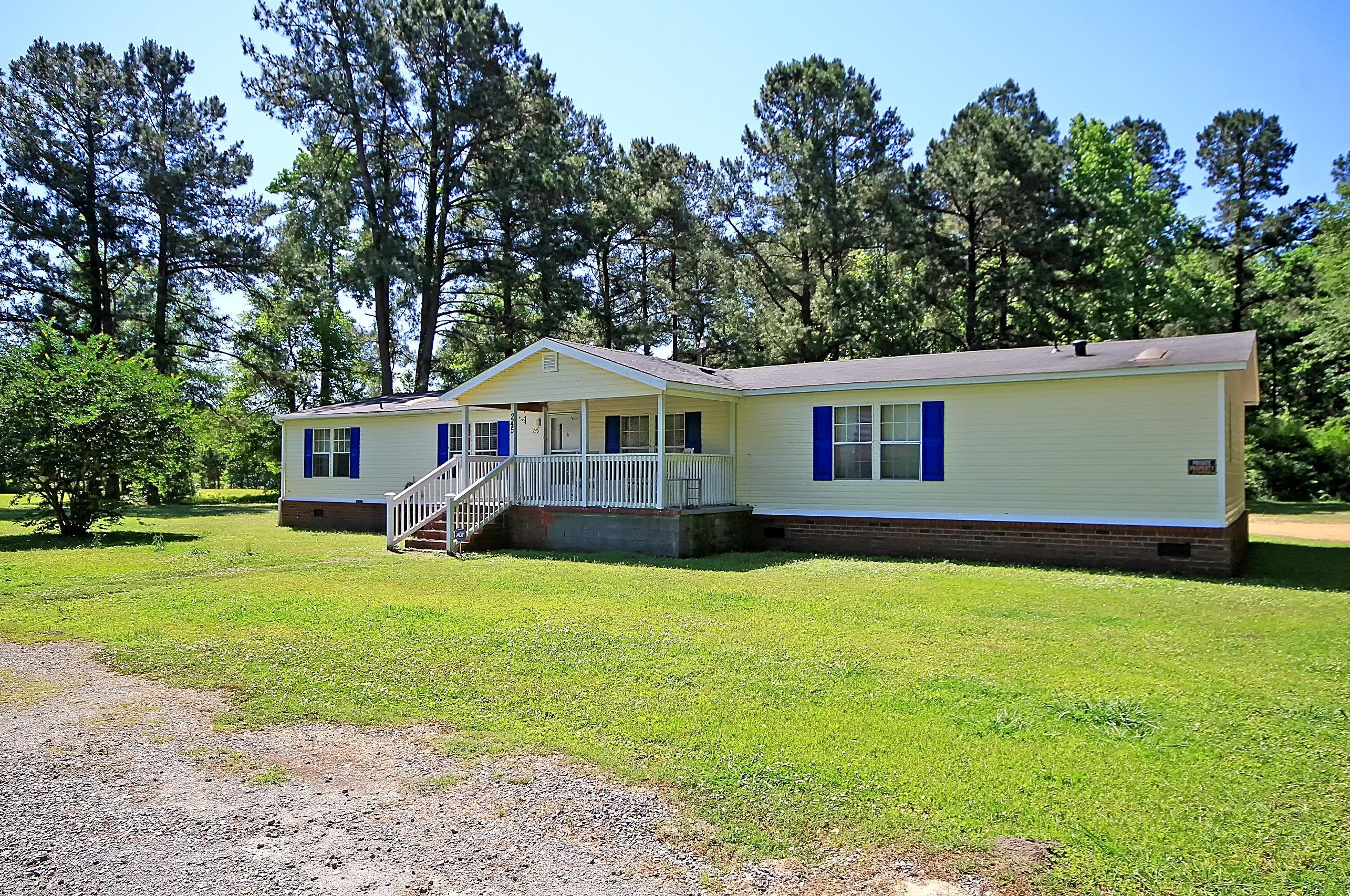 245 Kitfield Rd, Moncks Corner, SC 29461-4214