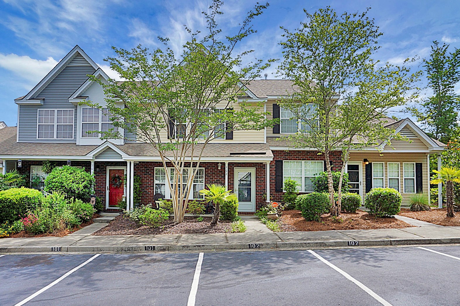 102 Greyson Cir, Charleston, SC 29445-6662