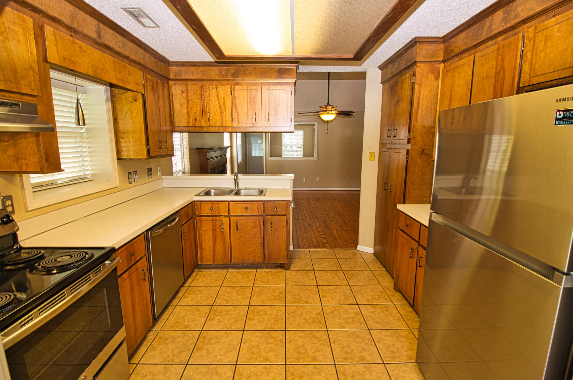 8514 Roanoke Dr, Charleston SC  29406-9504 exterior