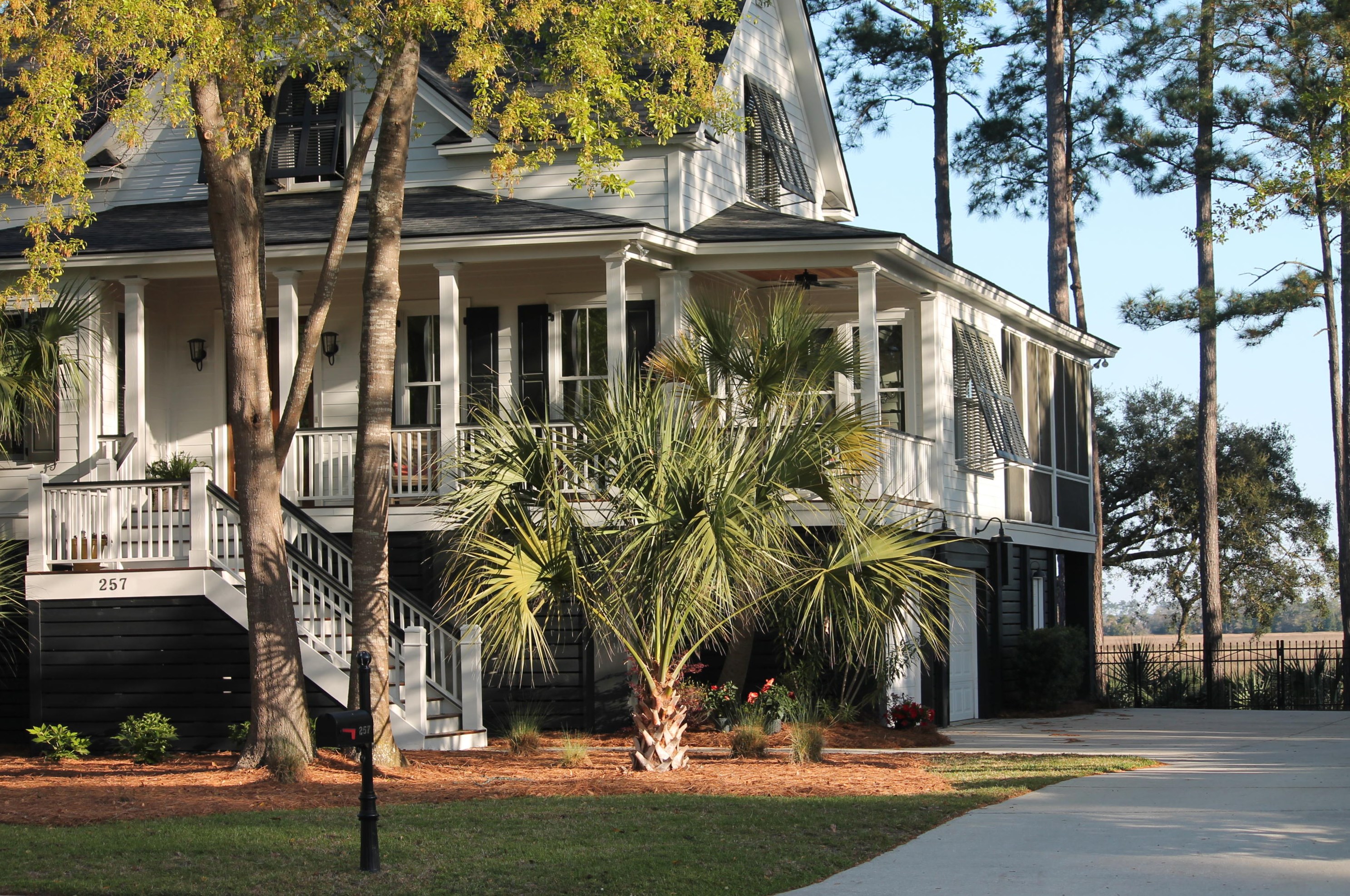 257 River Oak Dr, Mount Pleasant, SC 29464