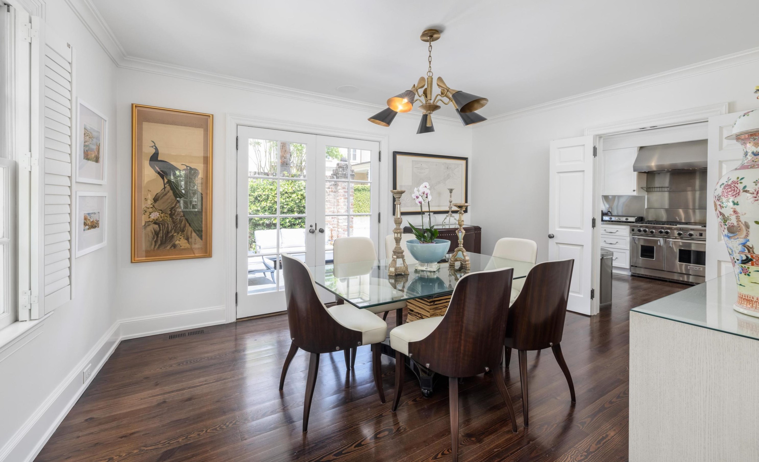 100 Bay St, Charleston SC  29401-2543 exterior