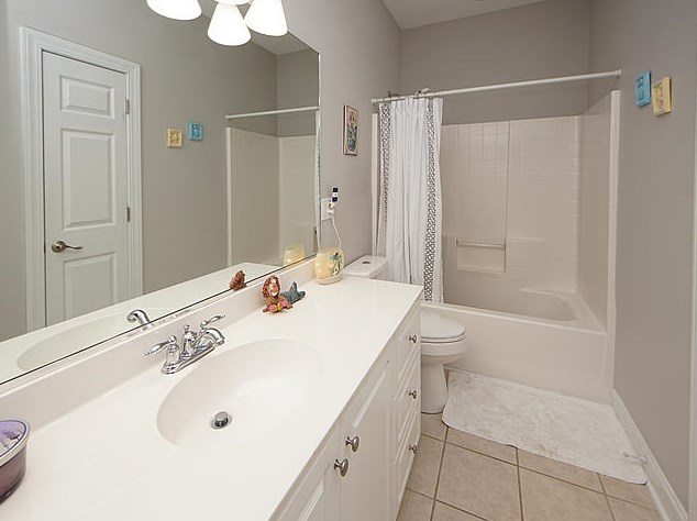 9047 Delancey Cir, Charleston SC  29406-9161 exterior