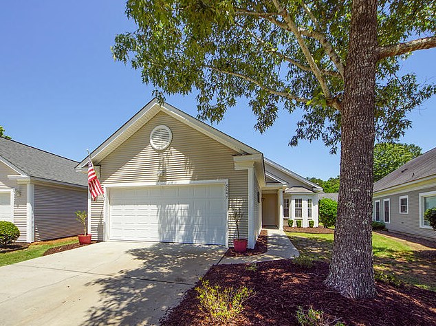9047 Delancey Cir, Charleston SC  29406-9161 exterior
