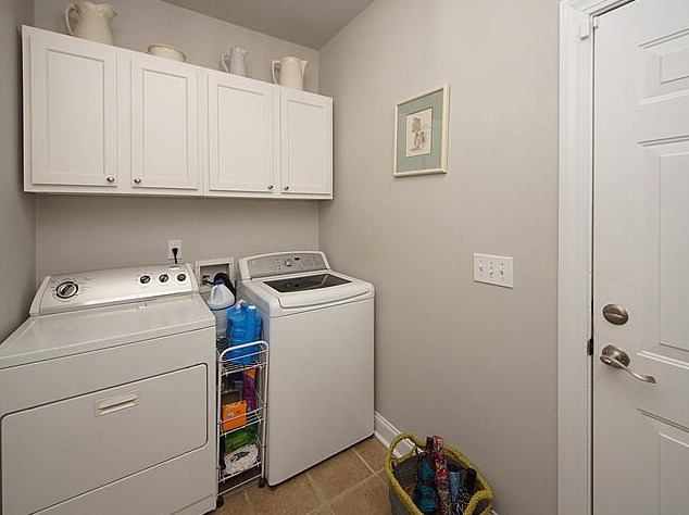 9047 Delancey Cir, Charleston SC  29406-9161 exterior