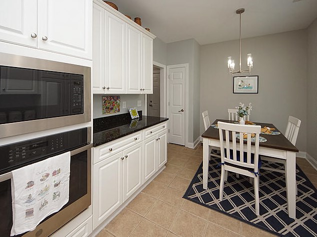 9047 Delancey Cir, Charleston SC  29406-9161 exterior
