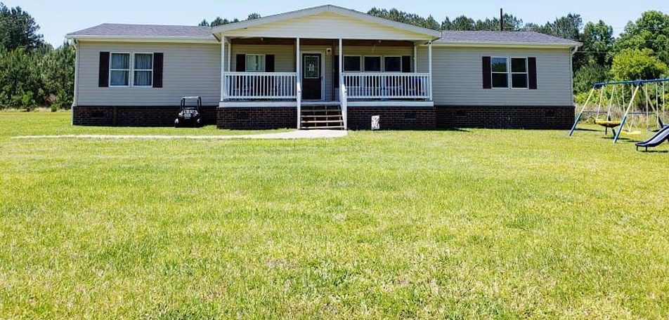 1281 Red Bank Rd, Walterboro, SC 29488