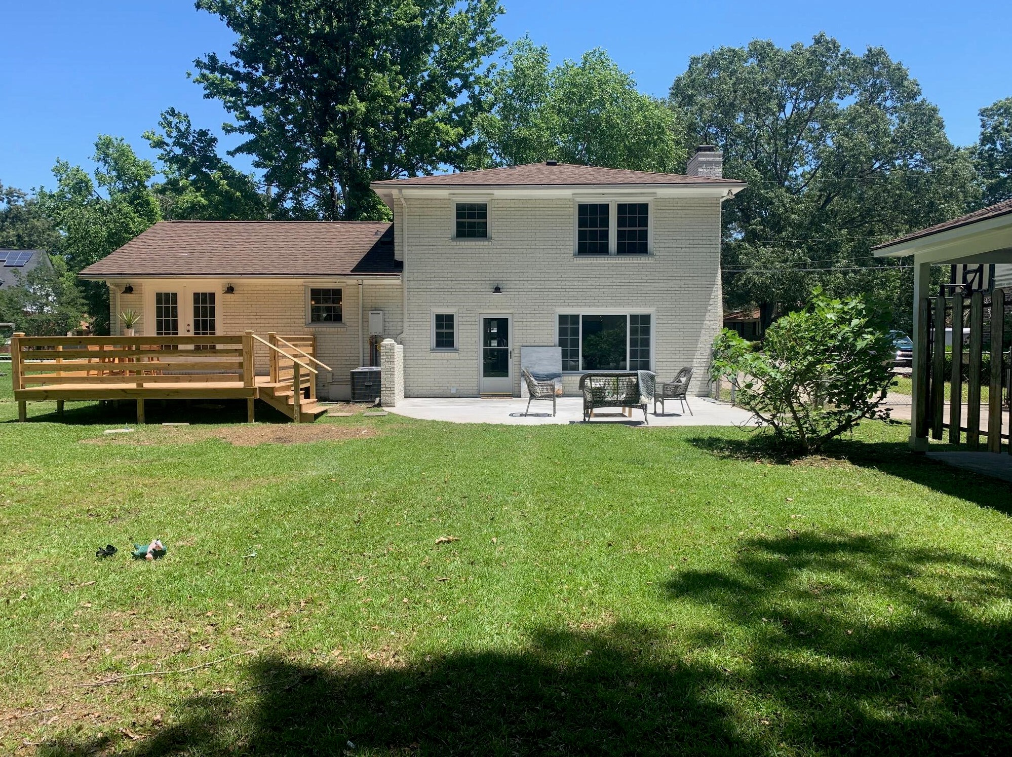 865 Trent St, Charleston, SC 29414-5551