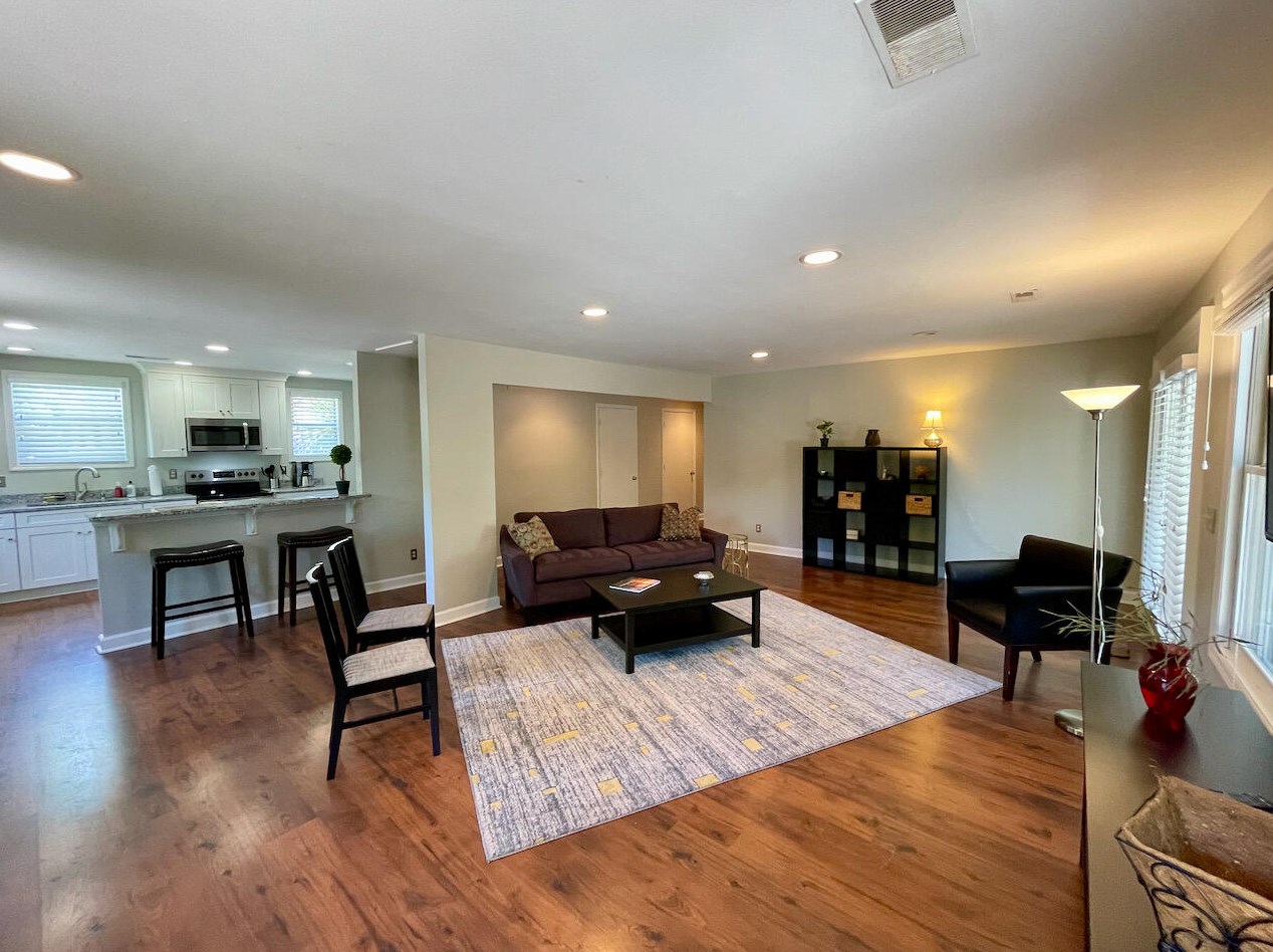 71 Gadsden St, Charleston SC  29401-1118 exterior