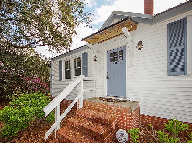 486 Woodland Shores Rd, Charleston, SC 29412