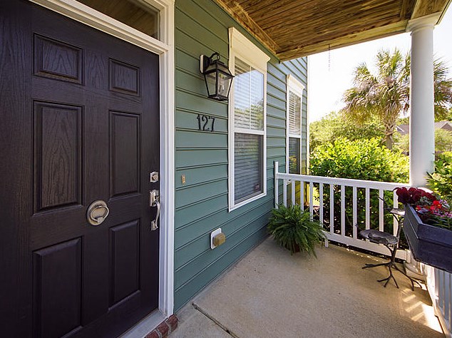 127 Pavilion St, Summerville, SC 29483-8445
