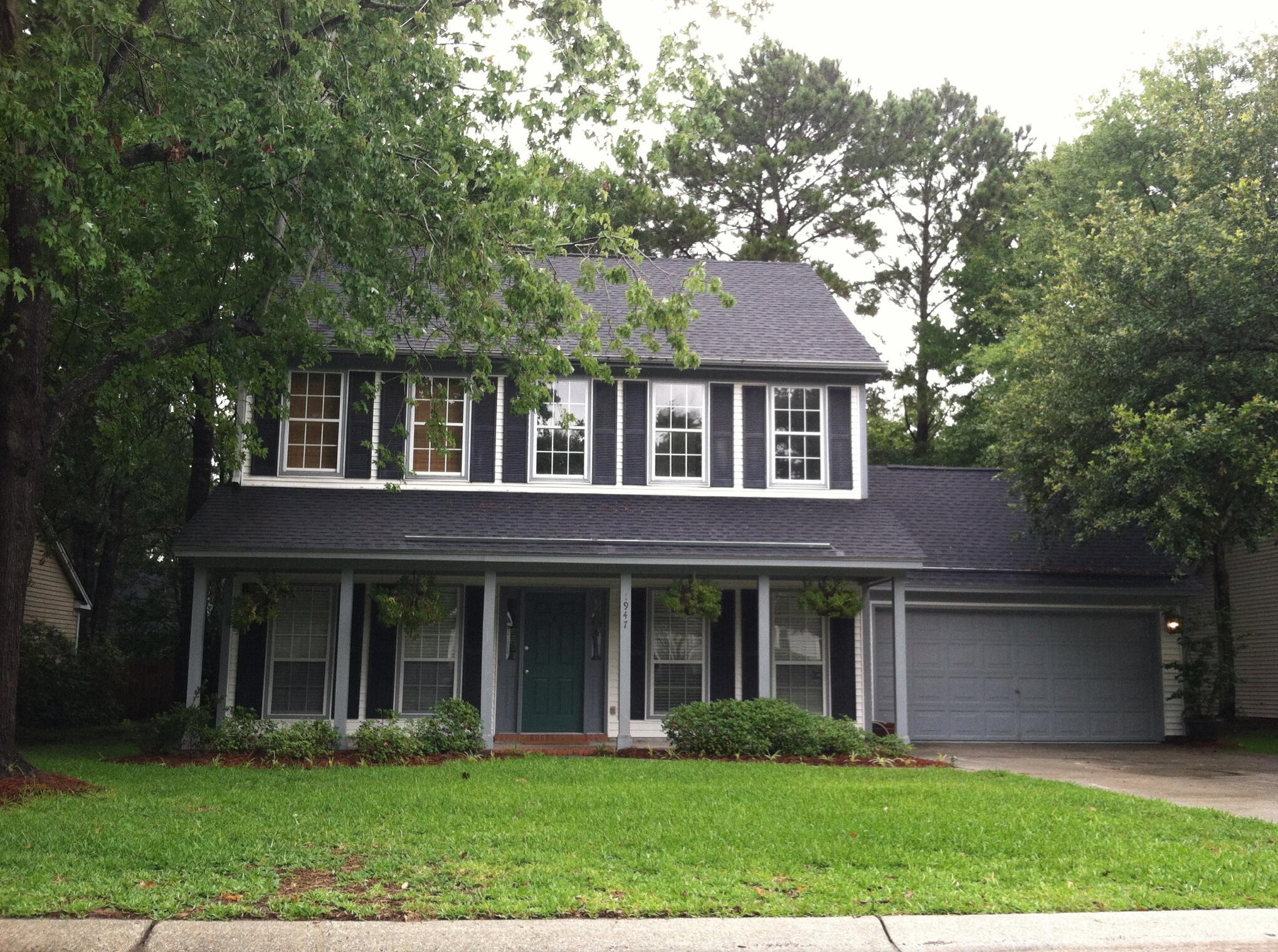 1947 Oak Tree Ln, Mount Pleasant, SC 29464-9427