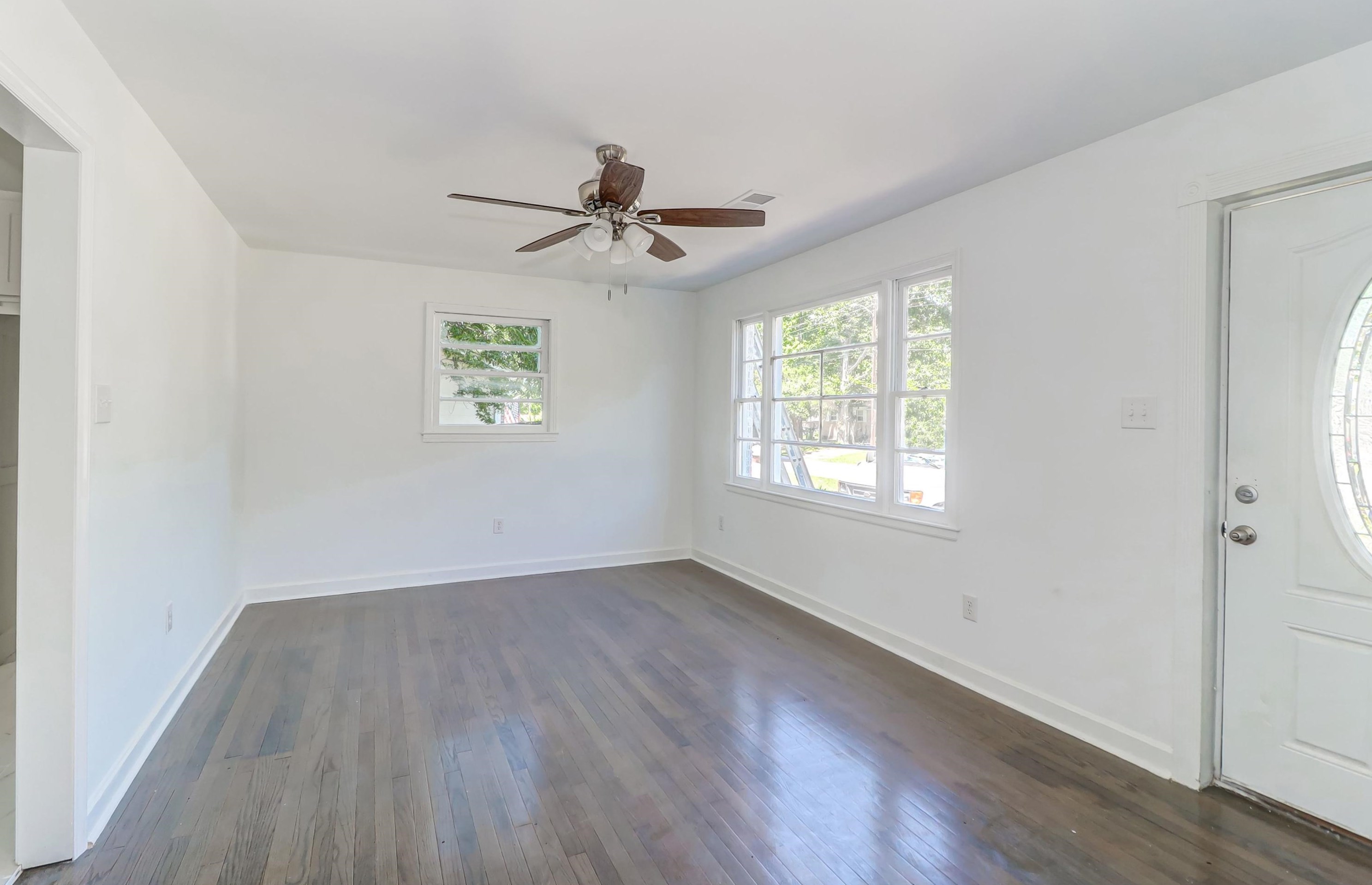 221 Birch Ave, Charleston SC  29445-3048 exterior